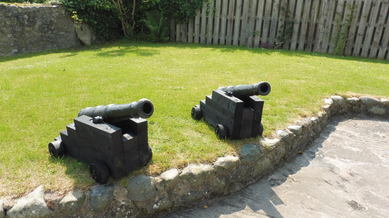 Pair of 18th Century Ships Cannons (1 of 18)
