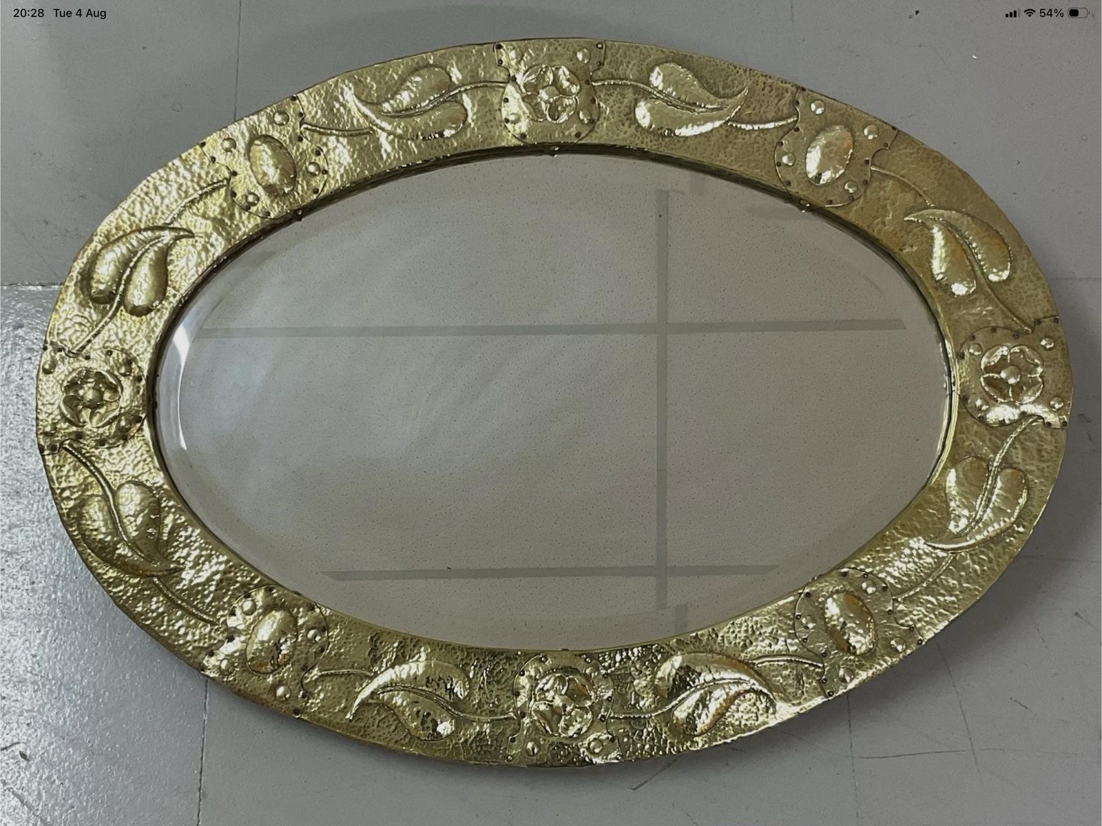 Arts & Crafts Scottish Repousse Brass Oval Mirror Antique Victorian c.1890 (1 of 8) Arts & Crafts Scottish Repousse Brass Oval Mirror Antique Victorian c.1890 (1 of 8)