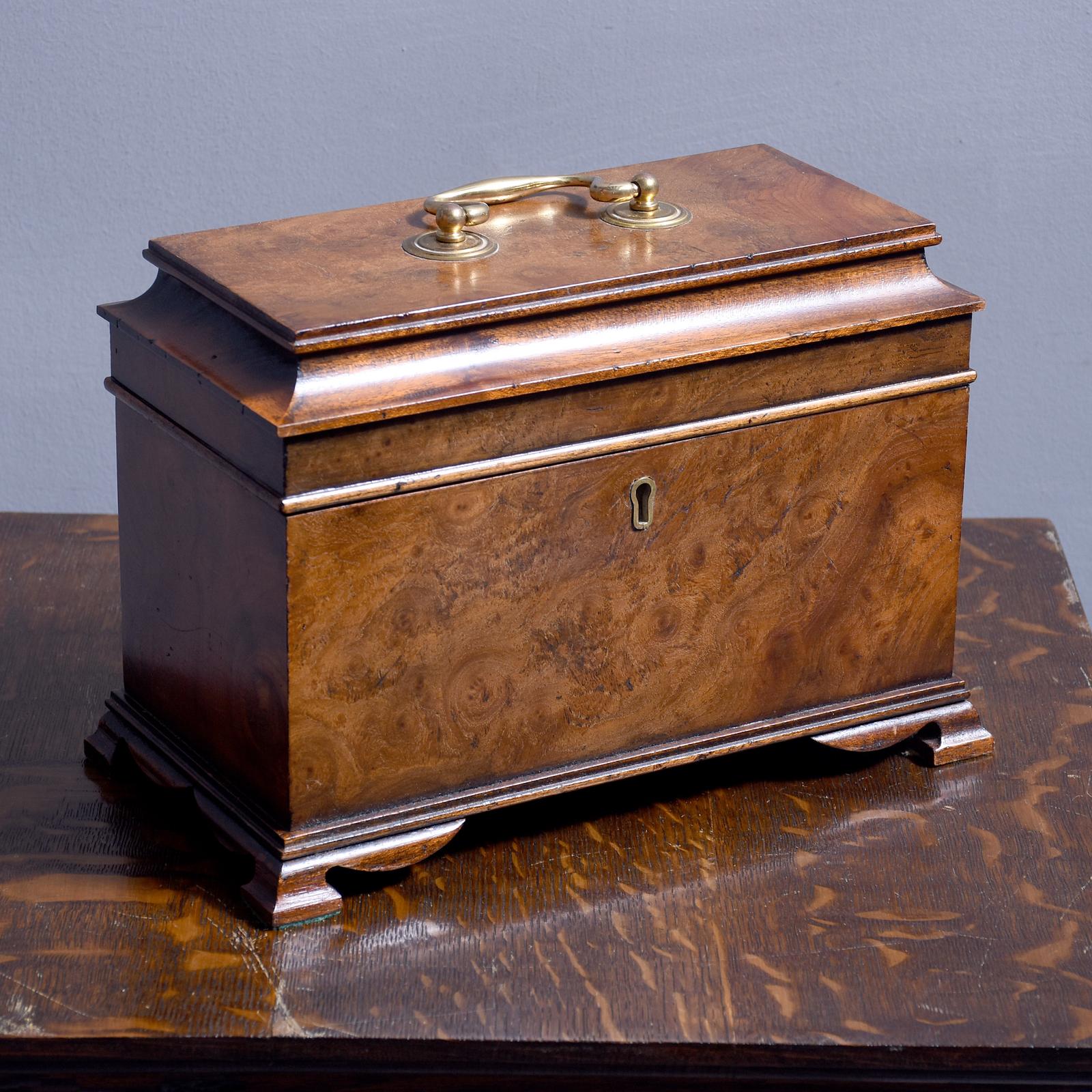 Figured Walnut George III Style Tea Caddy (1 of 5)