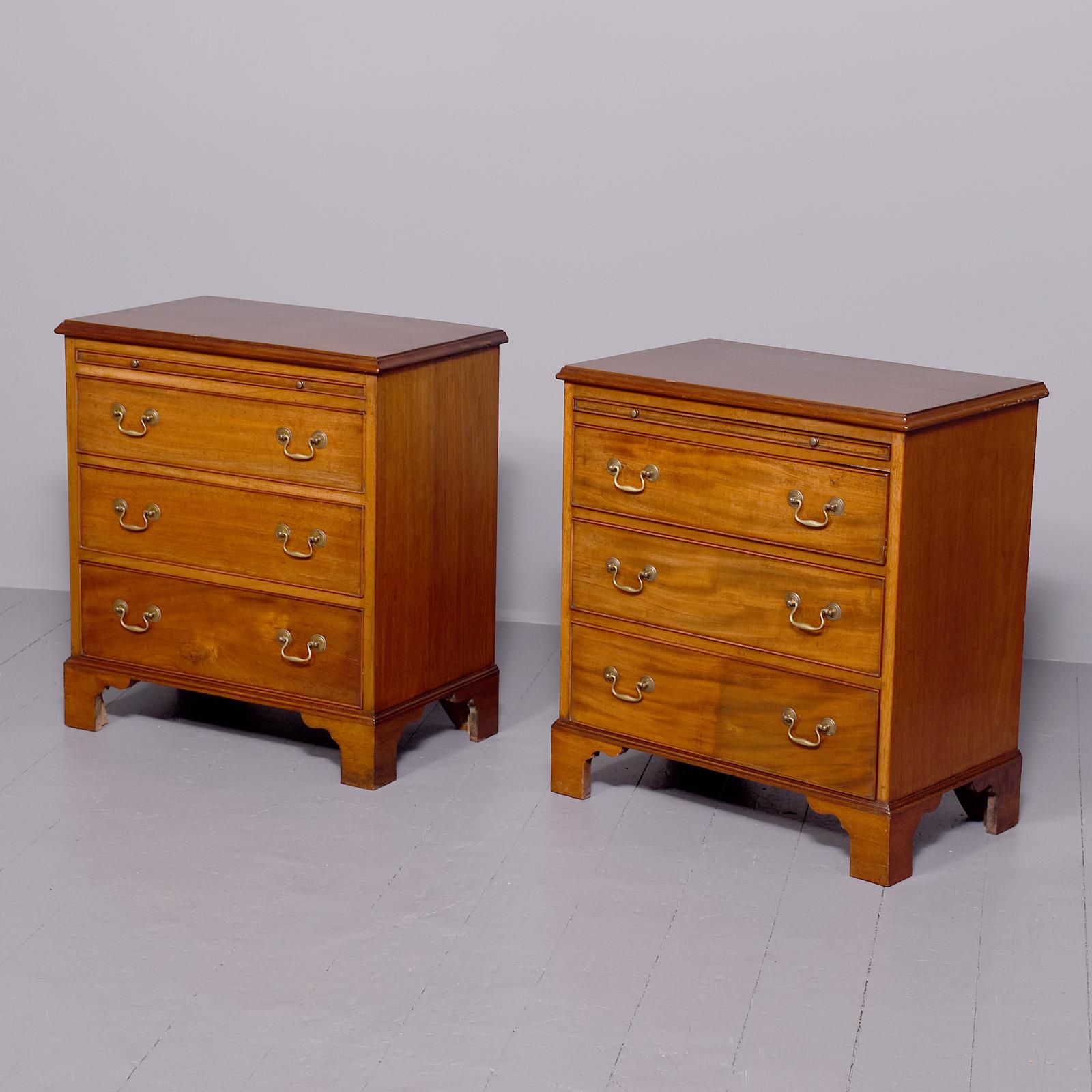 Pair of George III Style Neat Size Mahogany Chests of Drawers c.1900 (1 of 7)