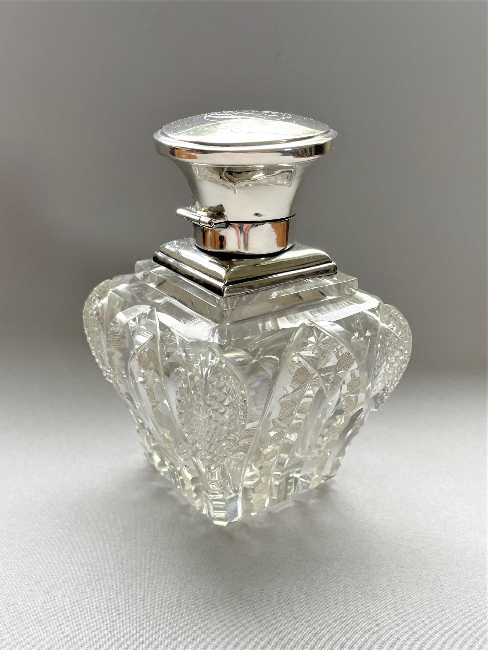 Stunning Silver Mounted Cut Glass Table Cologne Bottle (1 of 6) Stunning Silver Mounted Cut Glass Table Cologne Bottle (1 of 6)