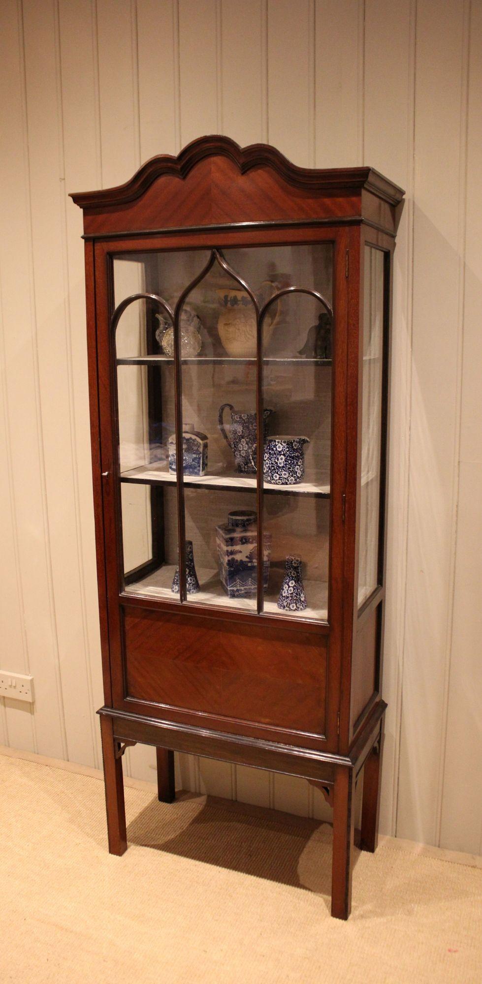 Edwardian Mahogany Display Cabinet (1 of 12)