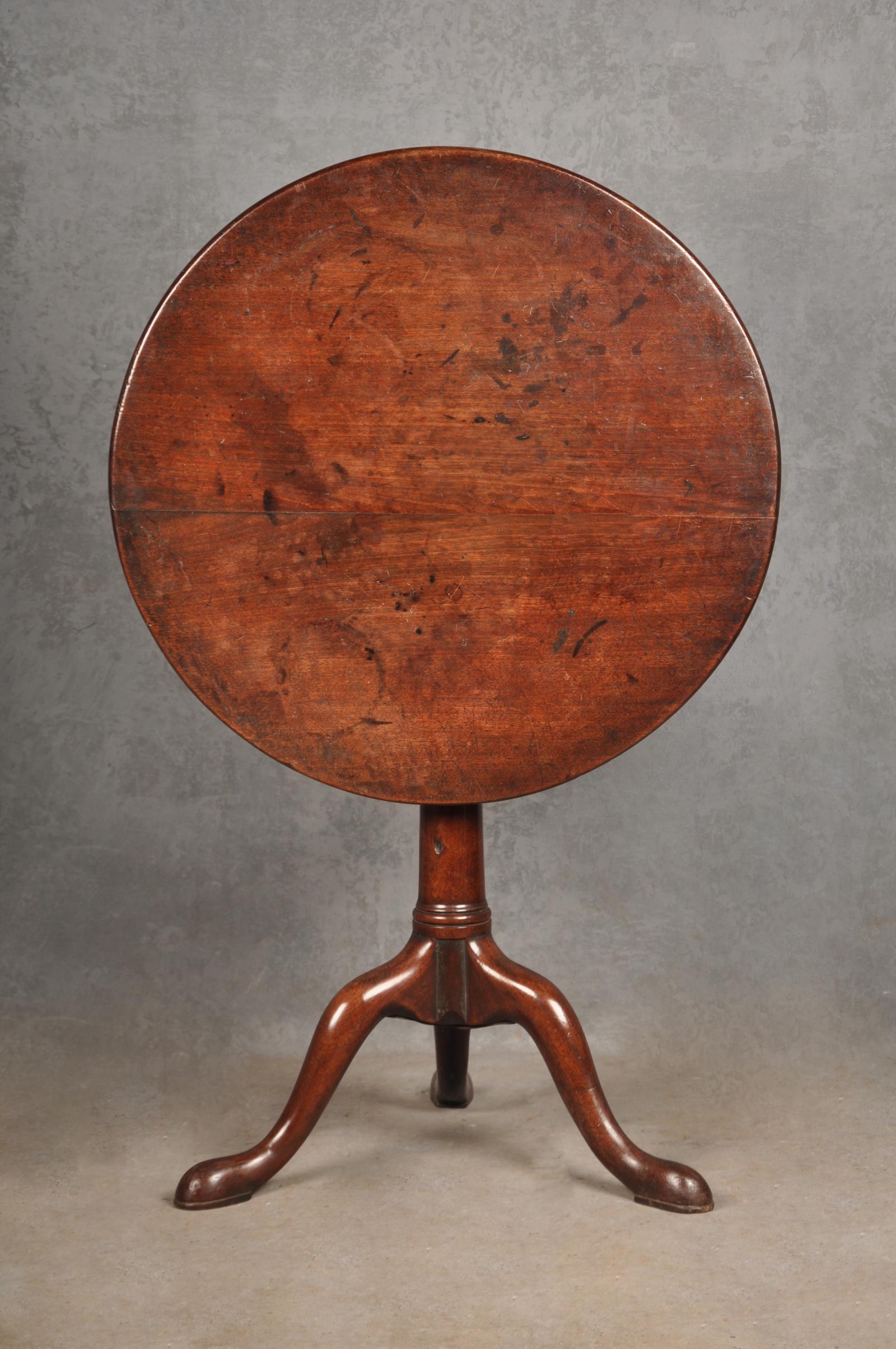 Mid 18th Century Mahogany Tripod Table (1 of 8)