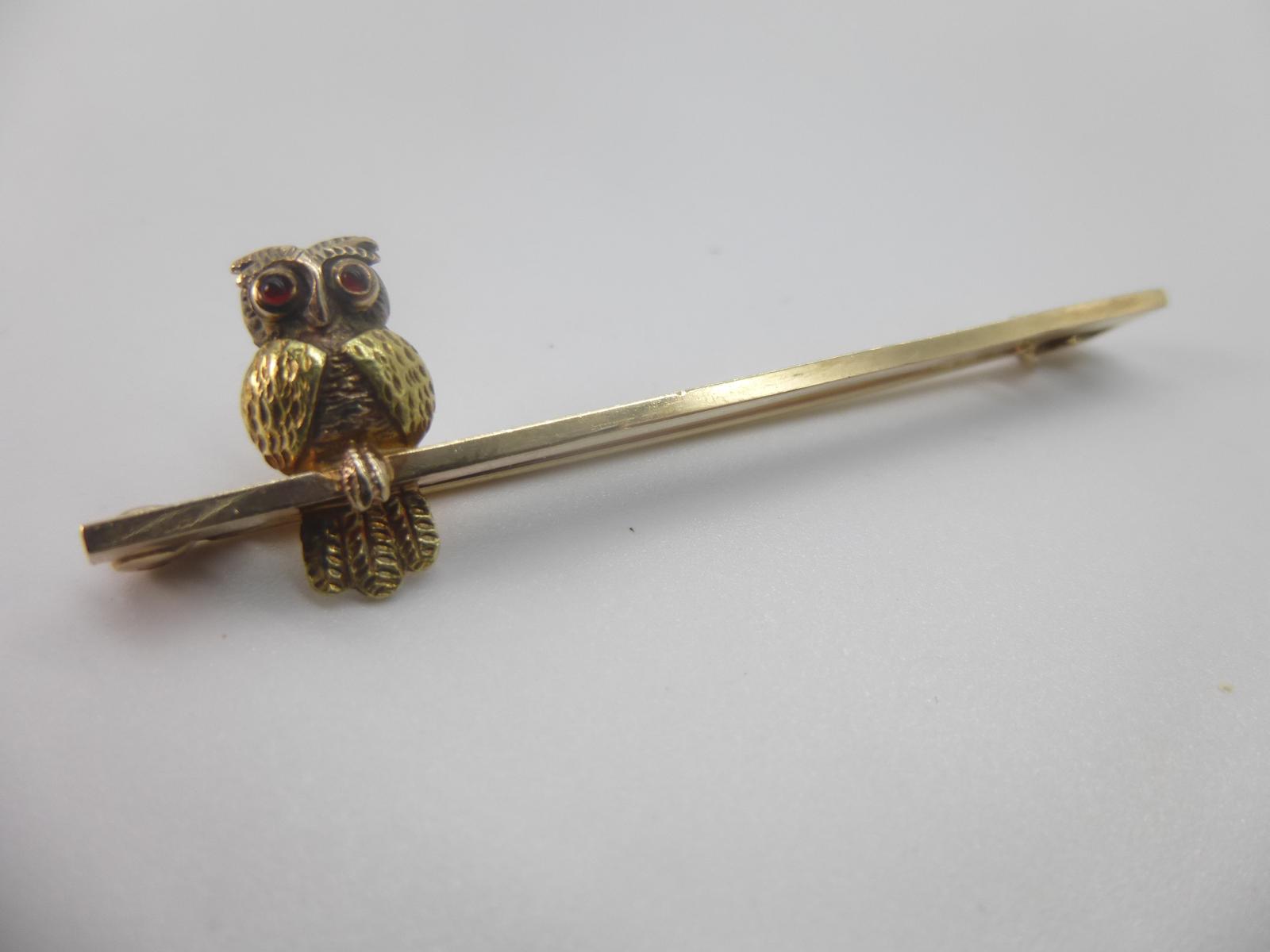 9ct Gold Owl  Bar Brooch (1 of 5)