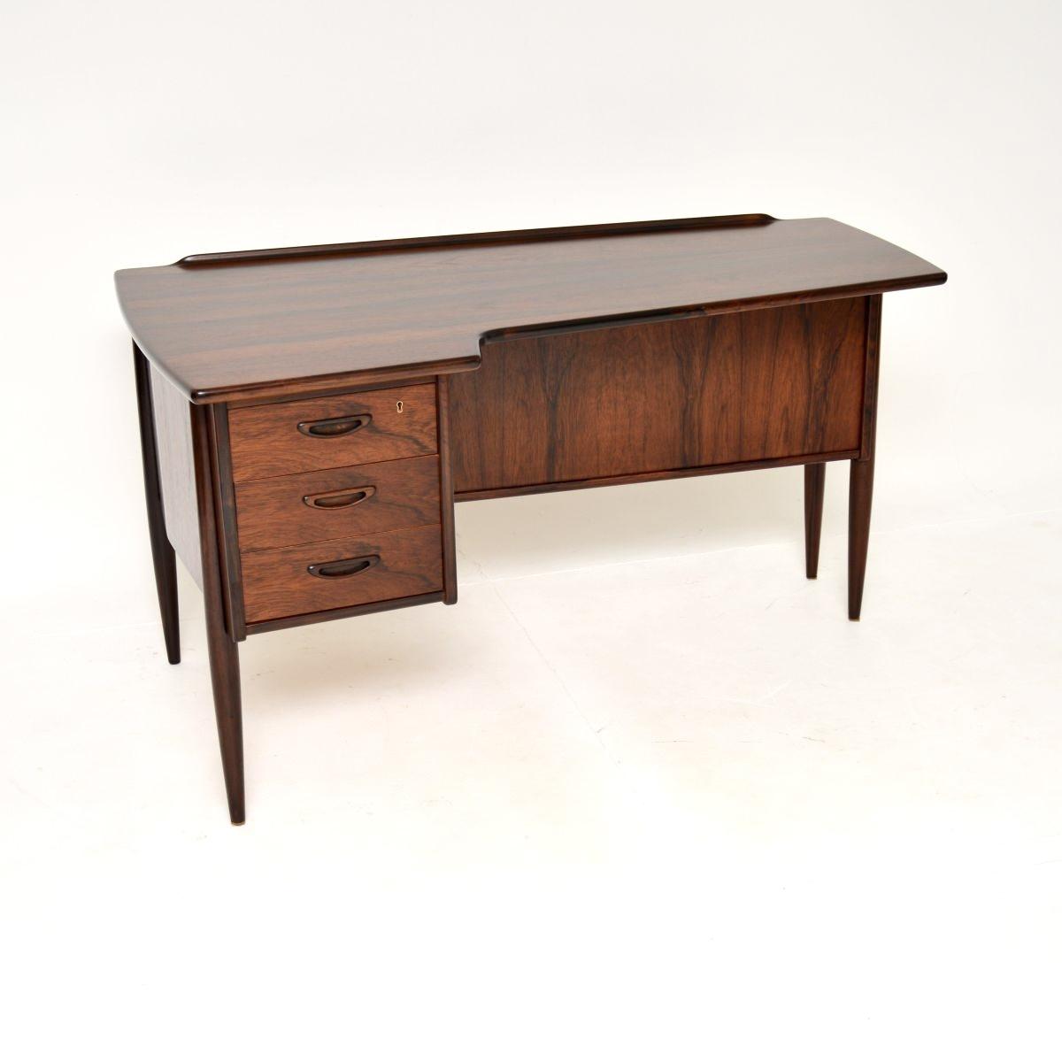 Vintage Swedish Rosewood Boomerang Desk by Goran Strand for Lelangs Mobelfabrik (1 of 13)