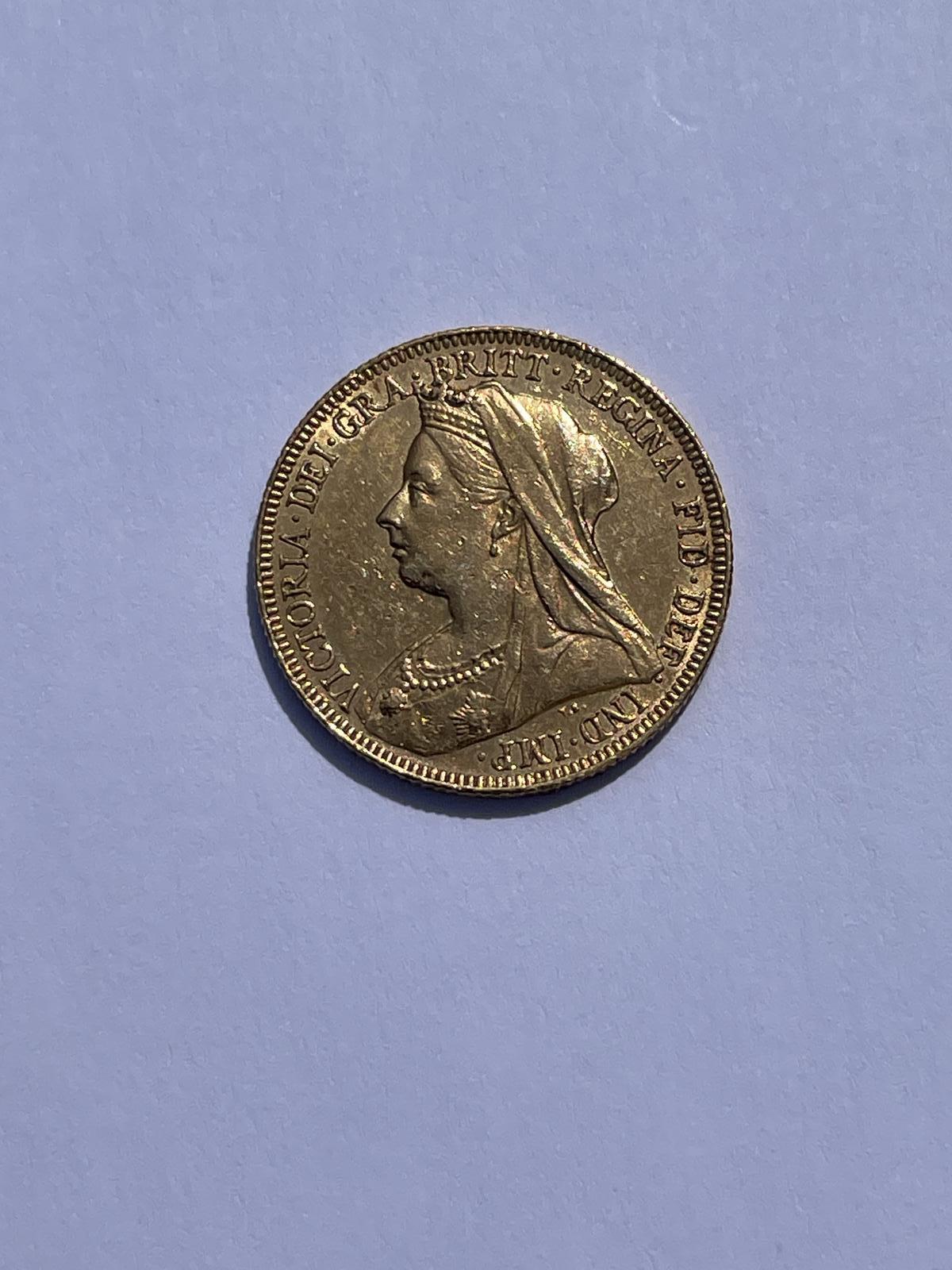 Sovereign Coin Victoria Old Veiled Head (1 of 2)