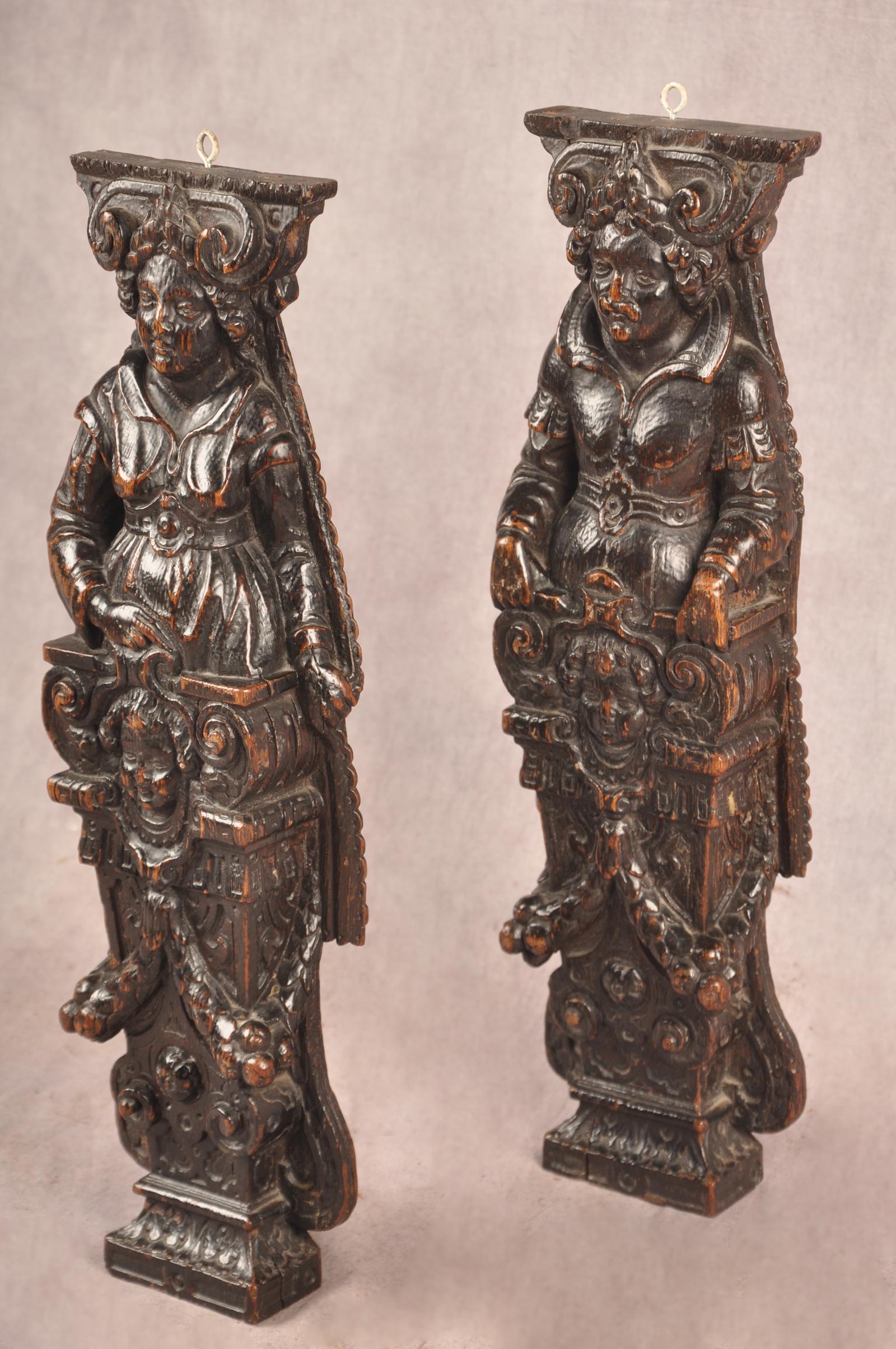 Very Fine Pair of 17th Century Oak Carved Figures (1 of 10)
