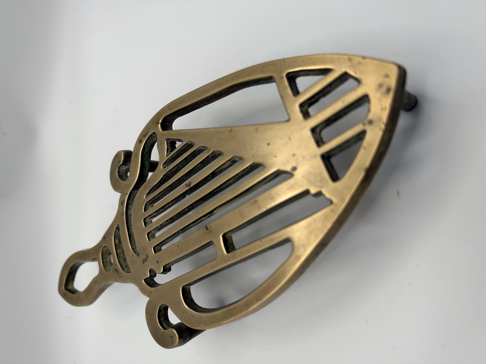 Brass Harp Trivet (1 of 5) Brass Harp Trivet (1 of 5)