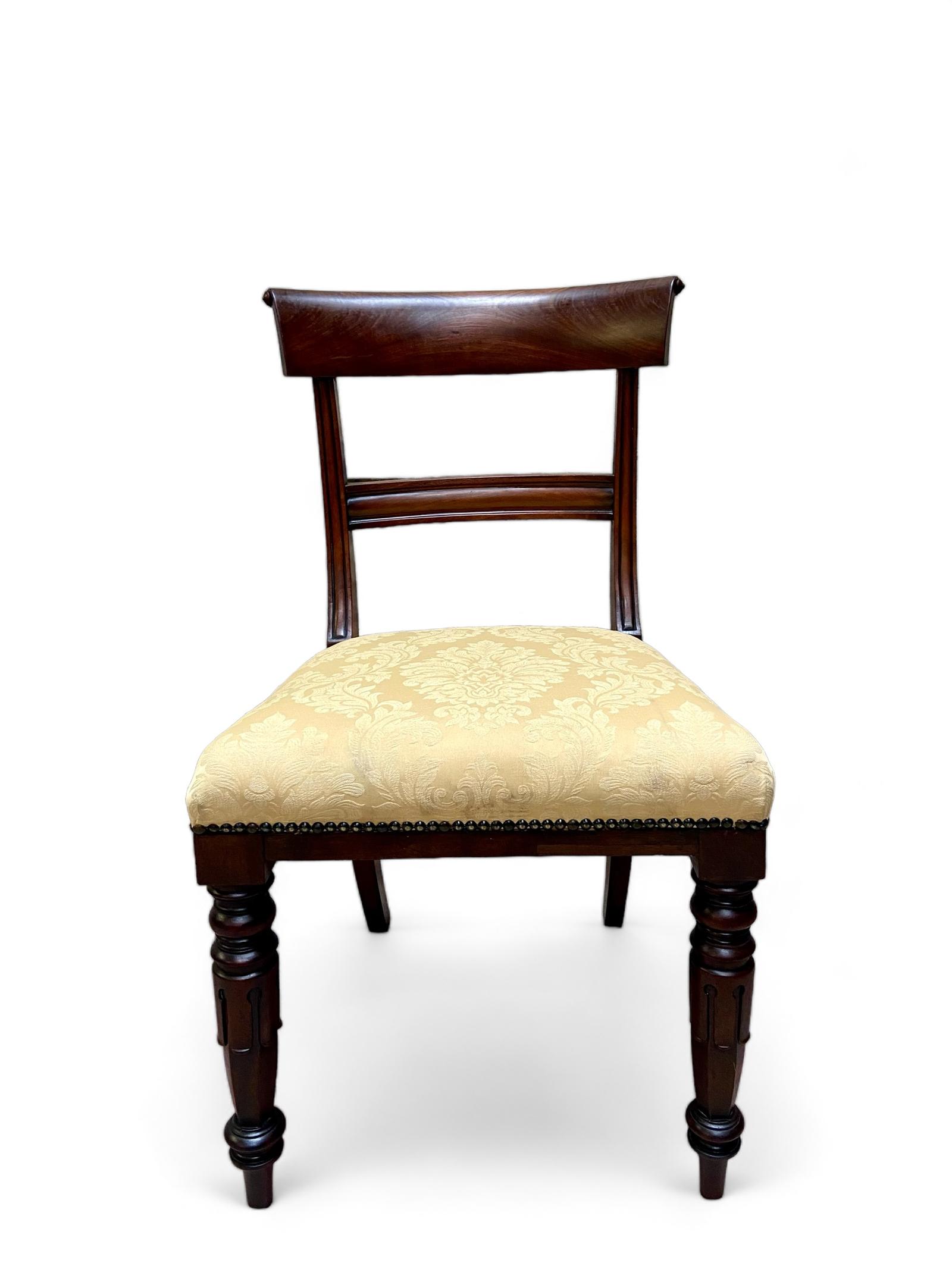 Antique Victorian Bedroom Chair c.1880 / Turned Legs (1 of 8)