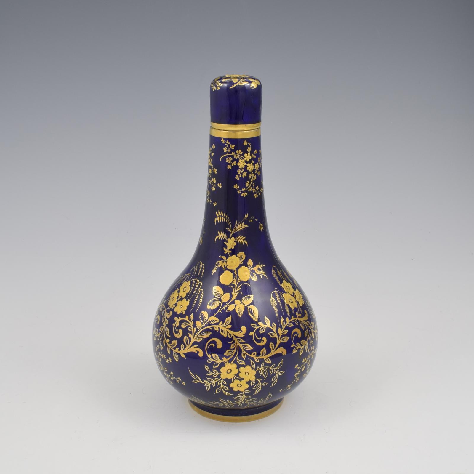Stunning Derby Porcelain Bottle Vase & Cover Sèvres Style Gilt on Blue c.1835 (1 of 13) Stunning Derby Porcelain Bottle Vase & Cover Sèvres Style Gilt on Blue c.1835 (1 of 13)