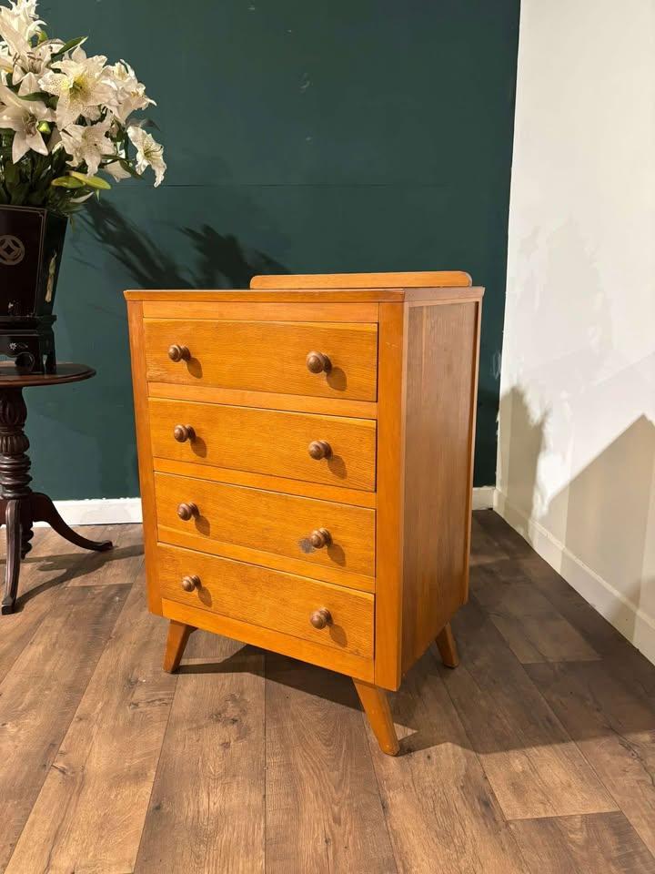 Mid Century Four Drawer Chest (1 of 16)