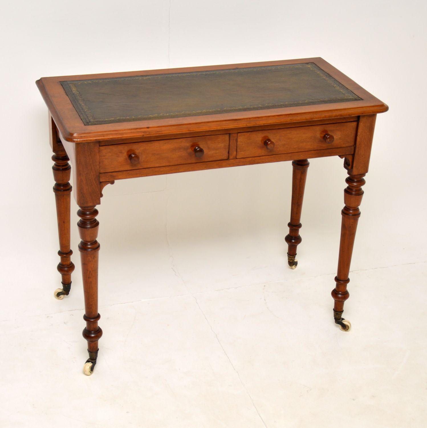 Antique Victorian Walnut Writing Table / Desk (1 of 8) Antique Victorian Walnut Writing Table / Desk (1 of 8)