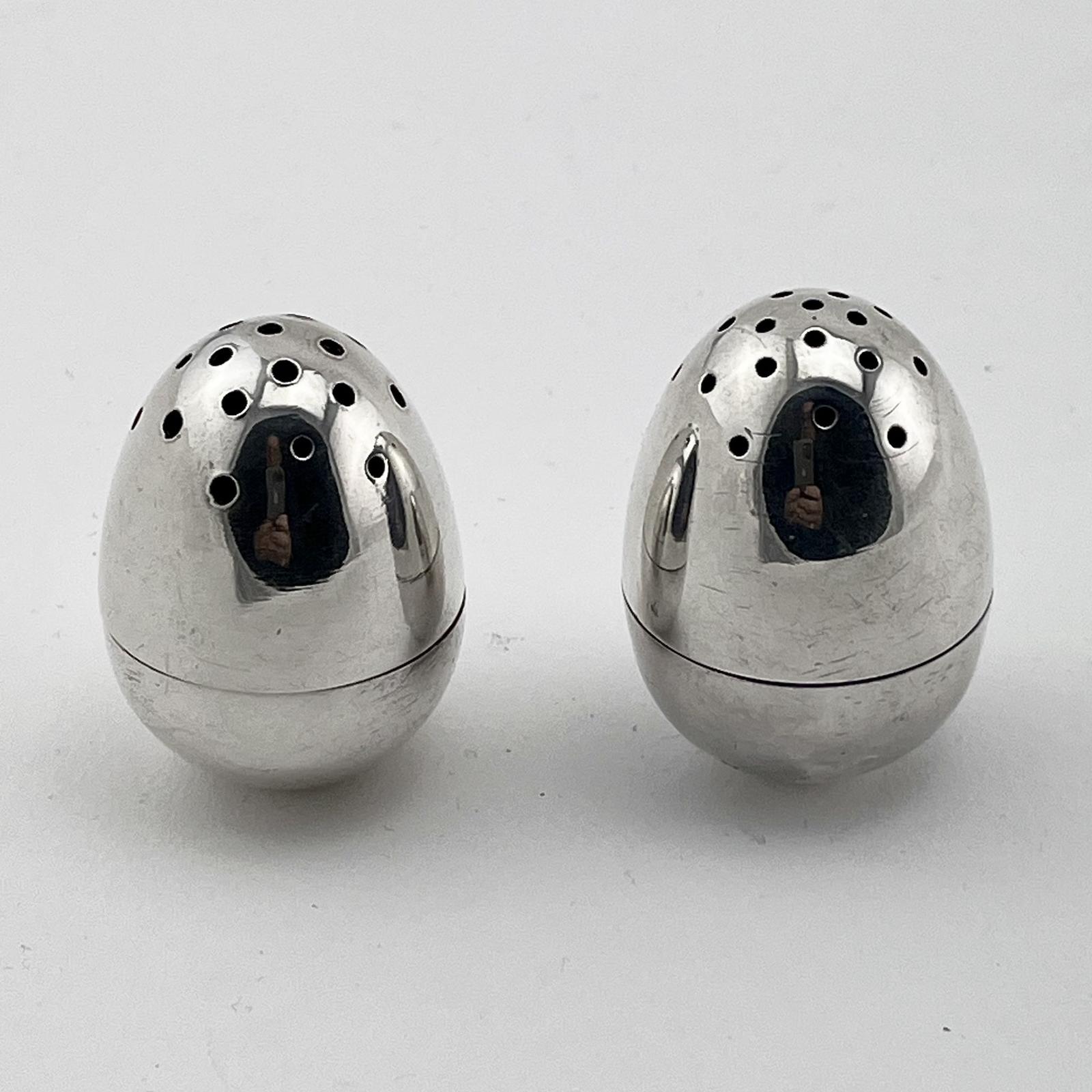 Pair of Victorian Sampson Mordan Silver Egg Shaped Pepper Pots (1 of 5)