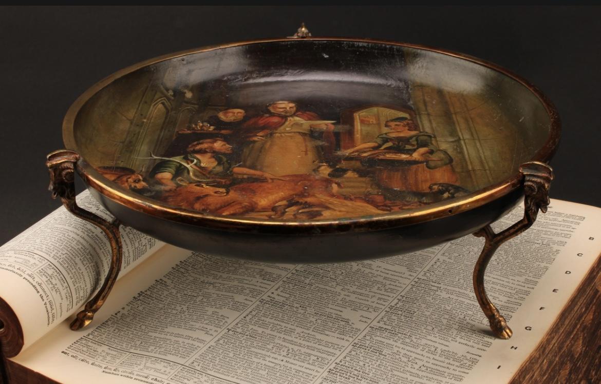 Papier-mâché Dish on Stand (1 of 5)