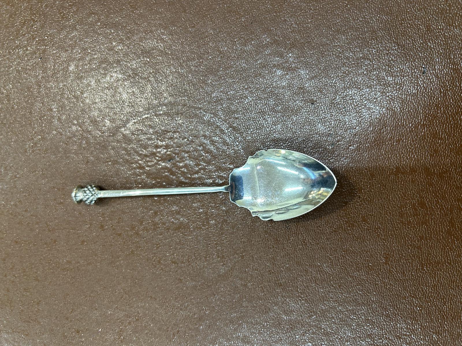 Silver Pinapple Spoon (1 of 2) Silver Pinapple Spoon (1 of 2)