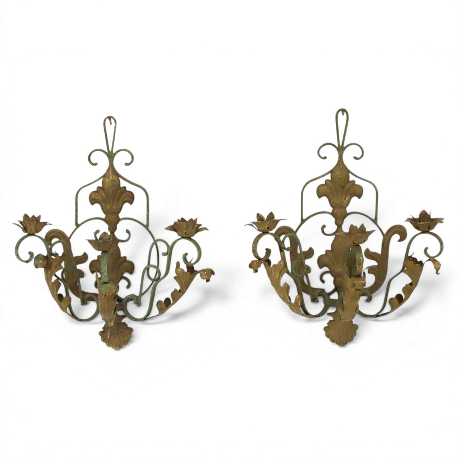 Pair of Decorative Iron Wall Sconces - English 1950s Beautiful Patina & Character (1 of 14) Pair of Decorative Iron Wall Sconces - English 1950s Beautiful Patina & Character (1 of 14)