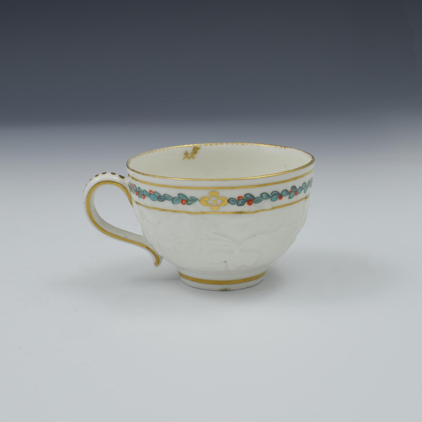 Chelsea Derby Porcelain Bird in Branches Moulded Tea Cup (1 of 8)