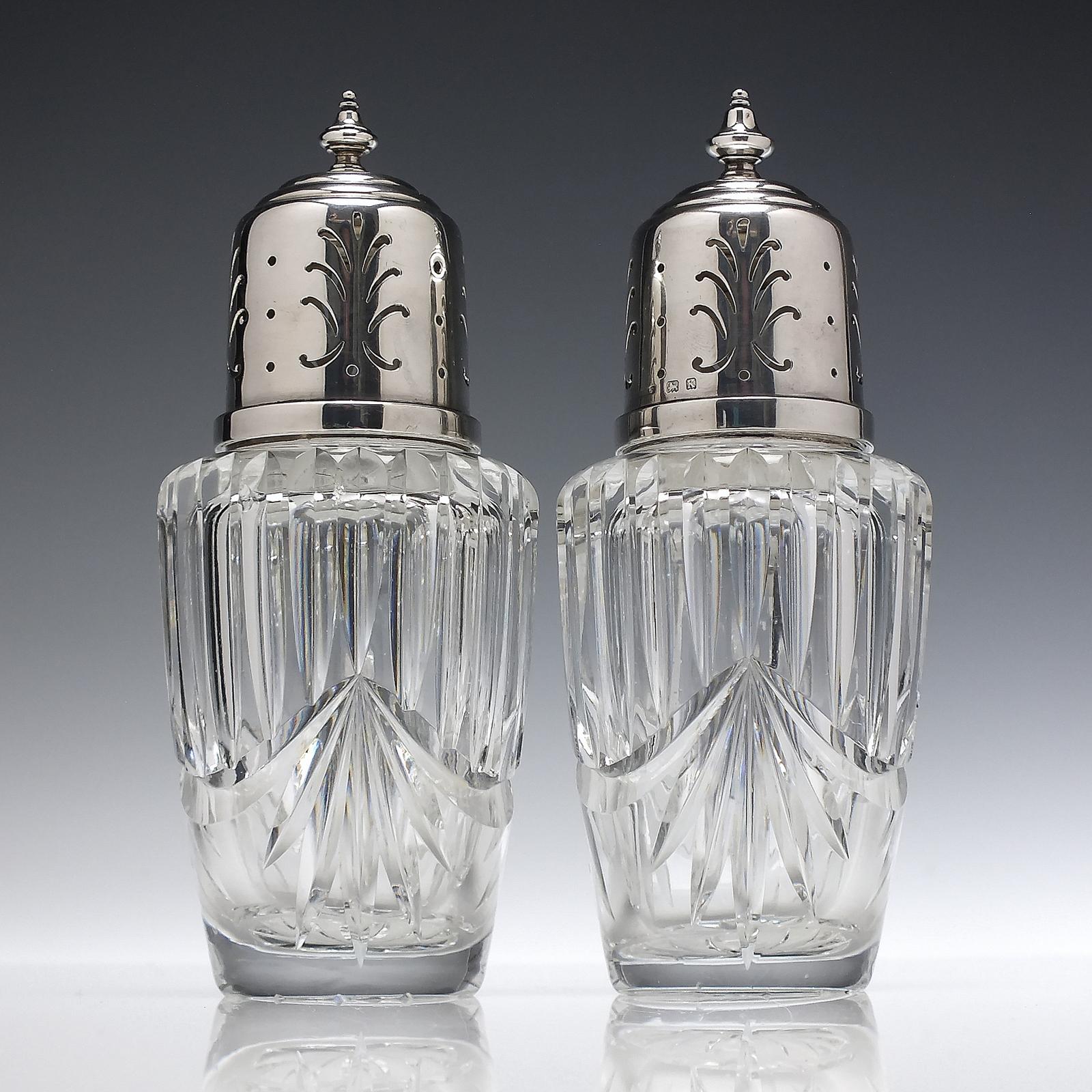 Pair of George V Silver Topped Sugar Casters Birmingham 1934 (1 of 7)