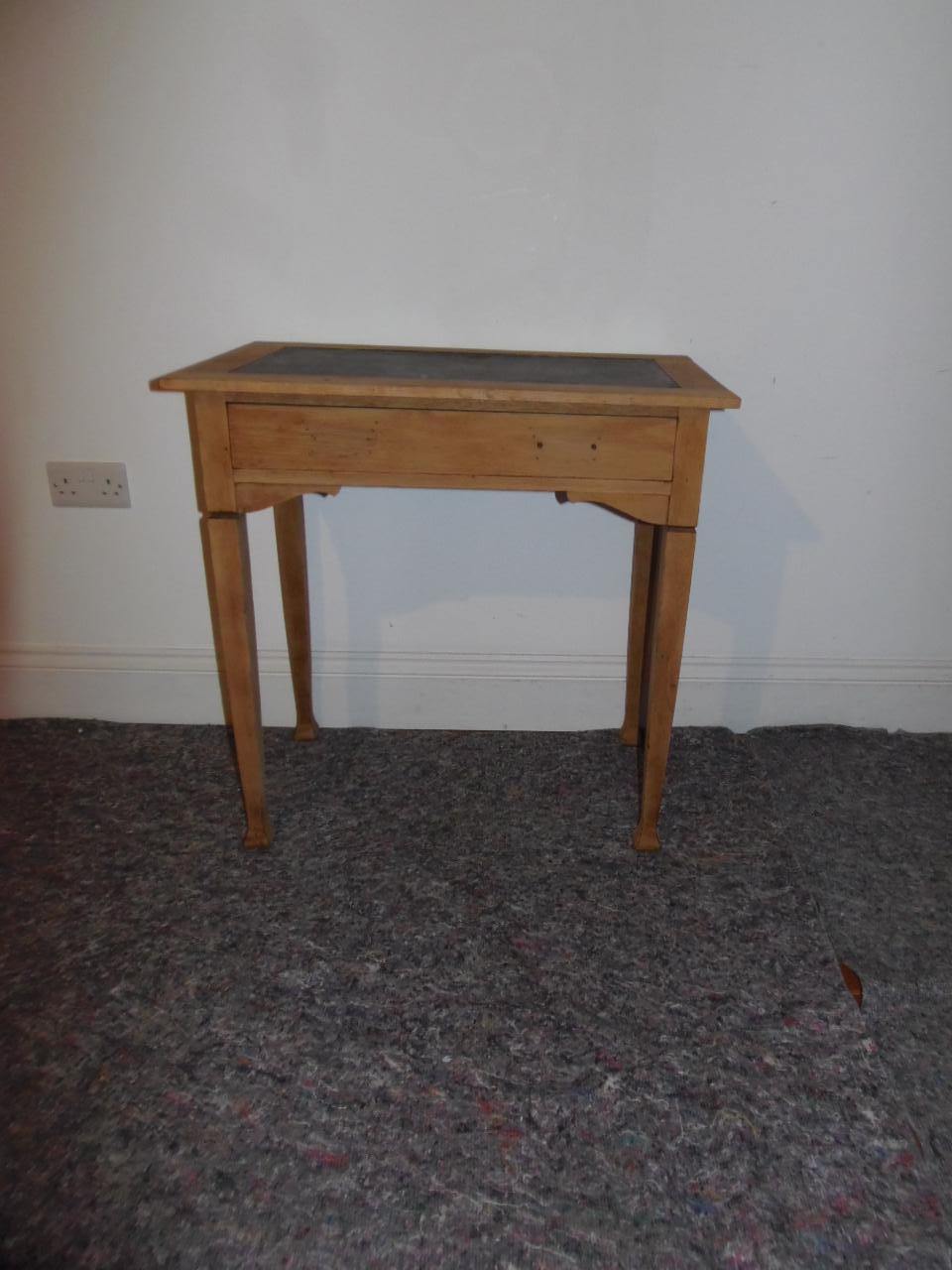 Arts & Crafts Desk (1 of 11) Arts & Crafts Desk (1 of 11)