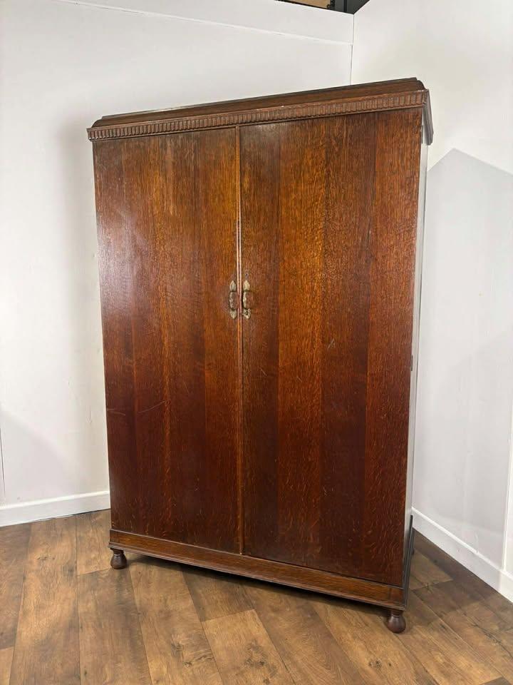 Vintage 1950's Oak Gents Wardrobe (1 of 17)