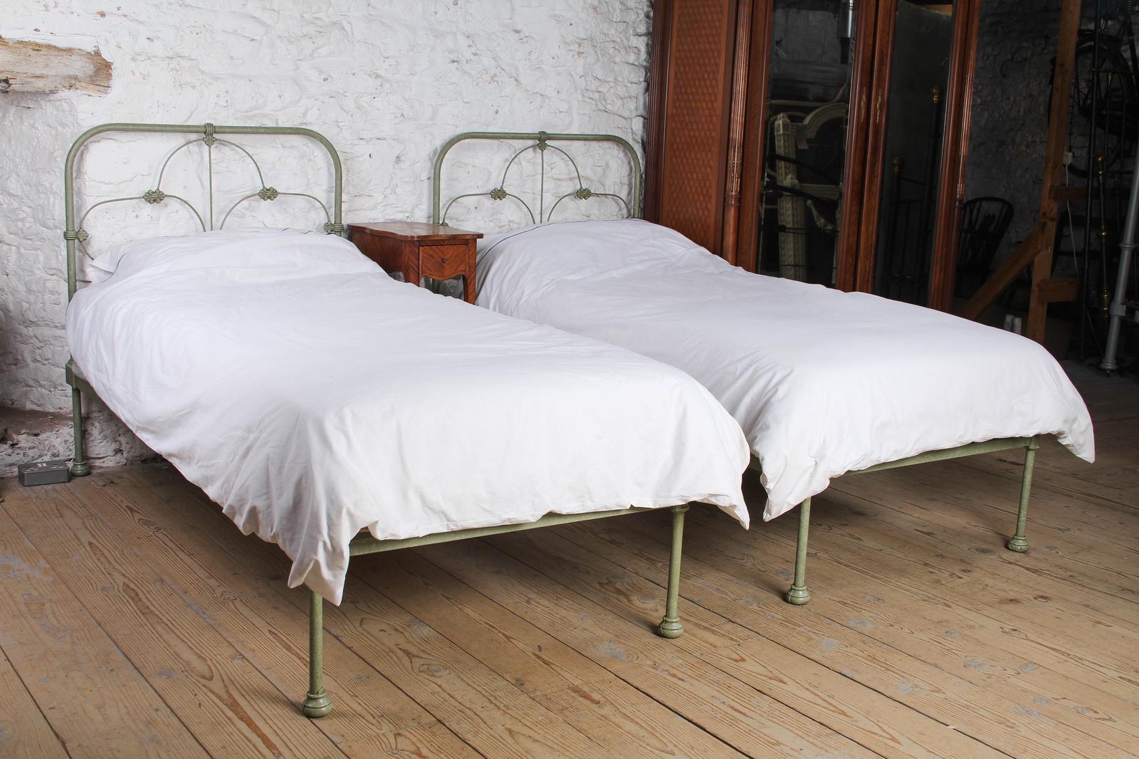 Particularly Sweet Pair of Irish Single Beds (can be Joined) (1 of 8)