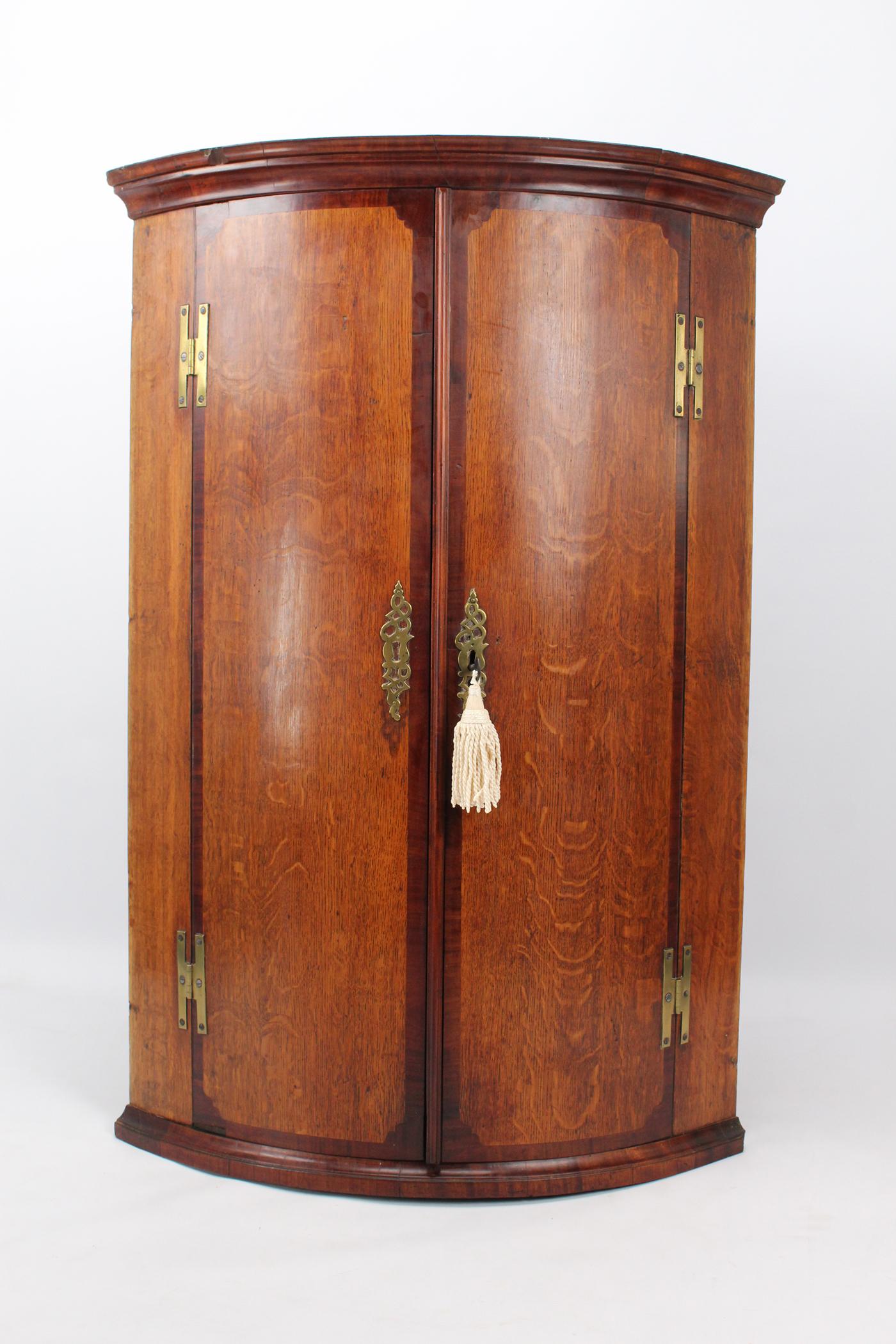 Georgian Oak Bow Front Corner Cupboard (1 of 13) Georgian Oak Bow Front Corner Cupboard (1 of 13)
