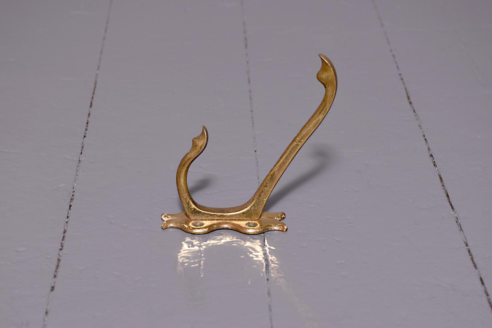 Large Set of 21 Cast Brass Double Wall Hooks (1 of 7) Large Set of 21 Cast Brass Double Wall Hooks (1 of 7)