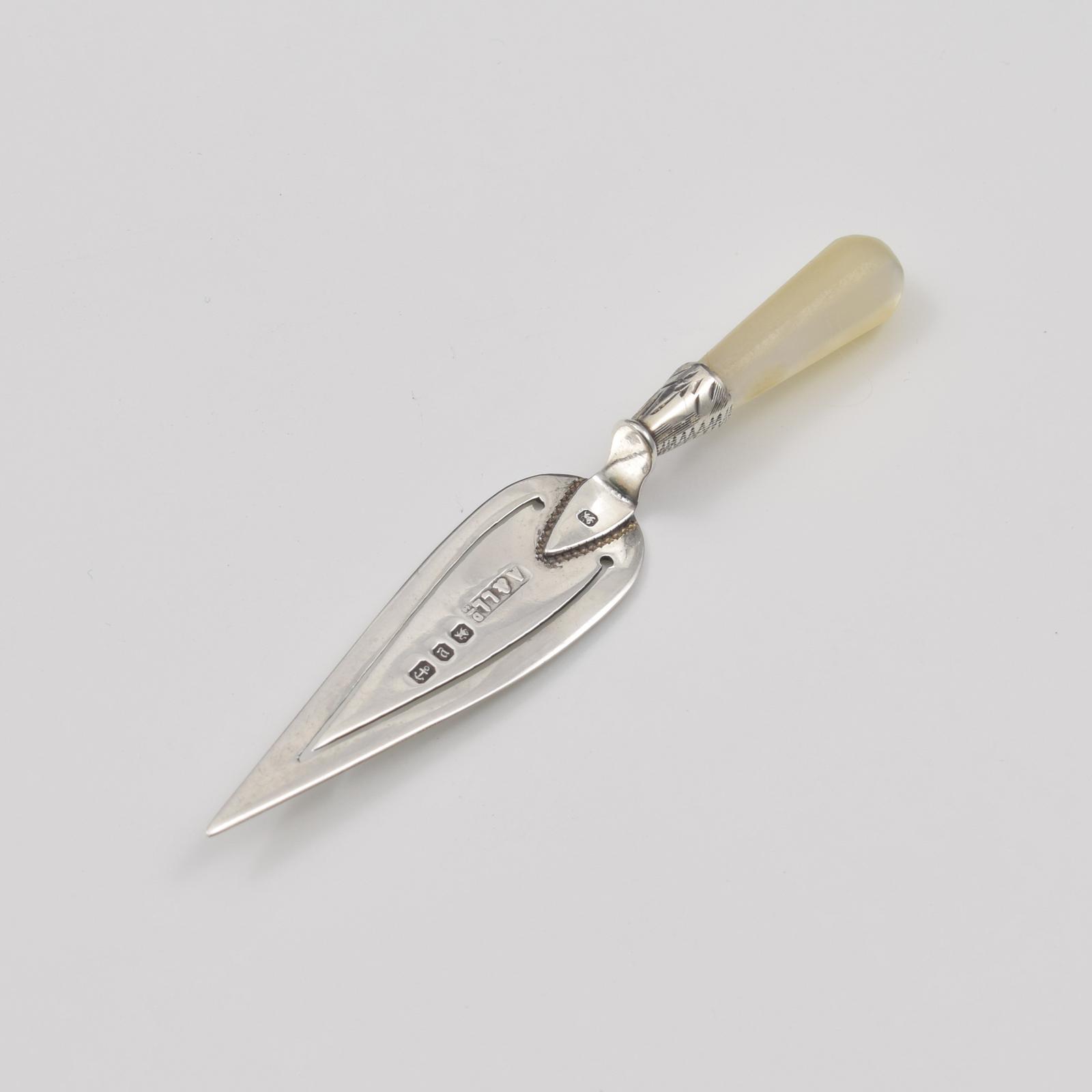 Victorian Novelty Trowel Mother of Pearl & Silver Bookmark Adie & Lovekin (1 of 10) Victorian Novelty Trowel Mother of Pearl & Silver Bookmark Adie & Lovekin (1 of 10)