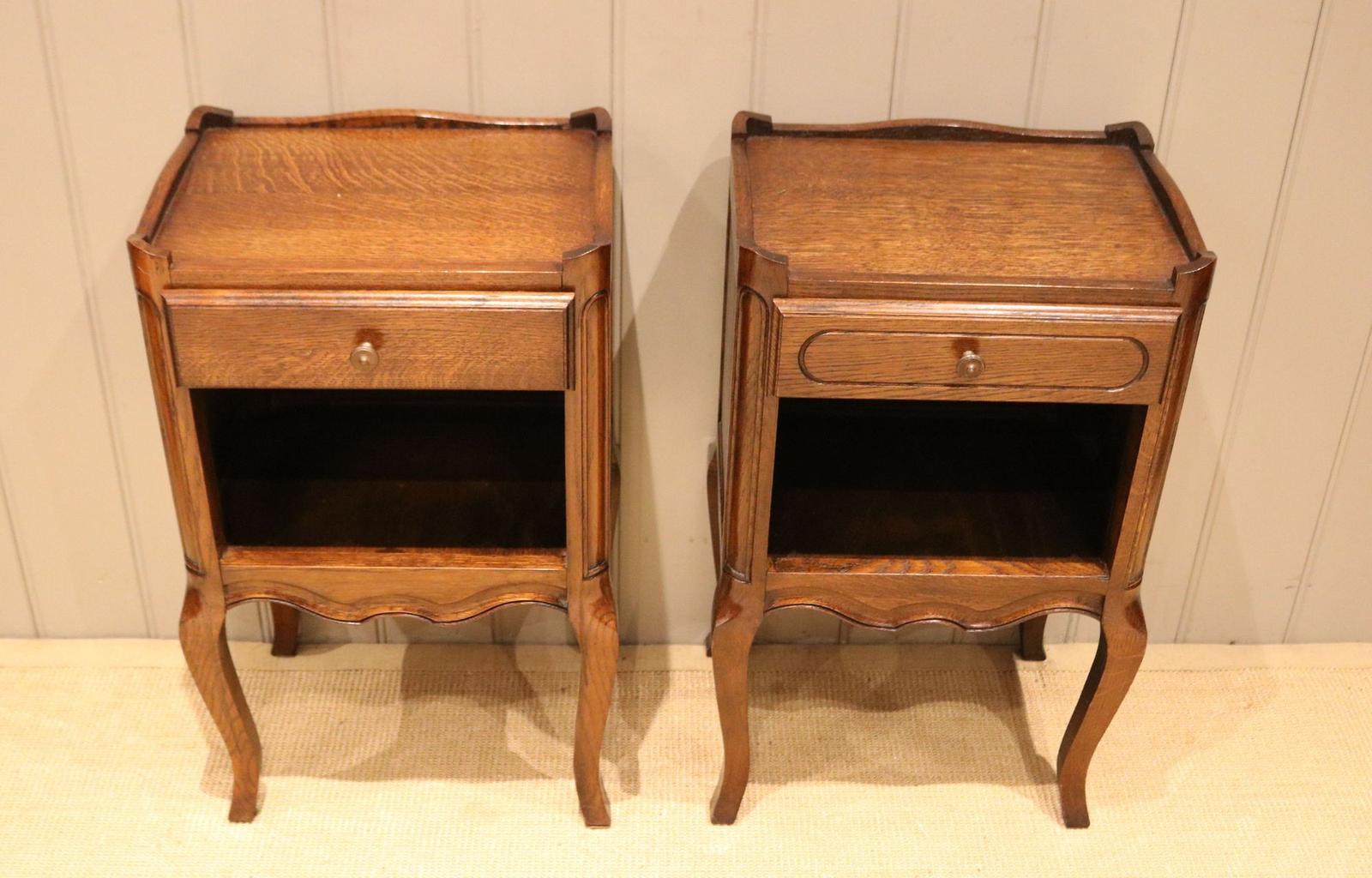 Matched Pair of French Oak Bedside Cabinets (1 of 10) Matched Pair of French Oak Bedside Cabinets (1 of 10)