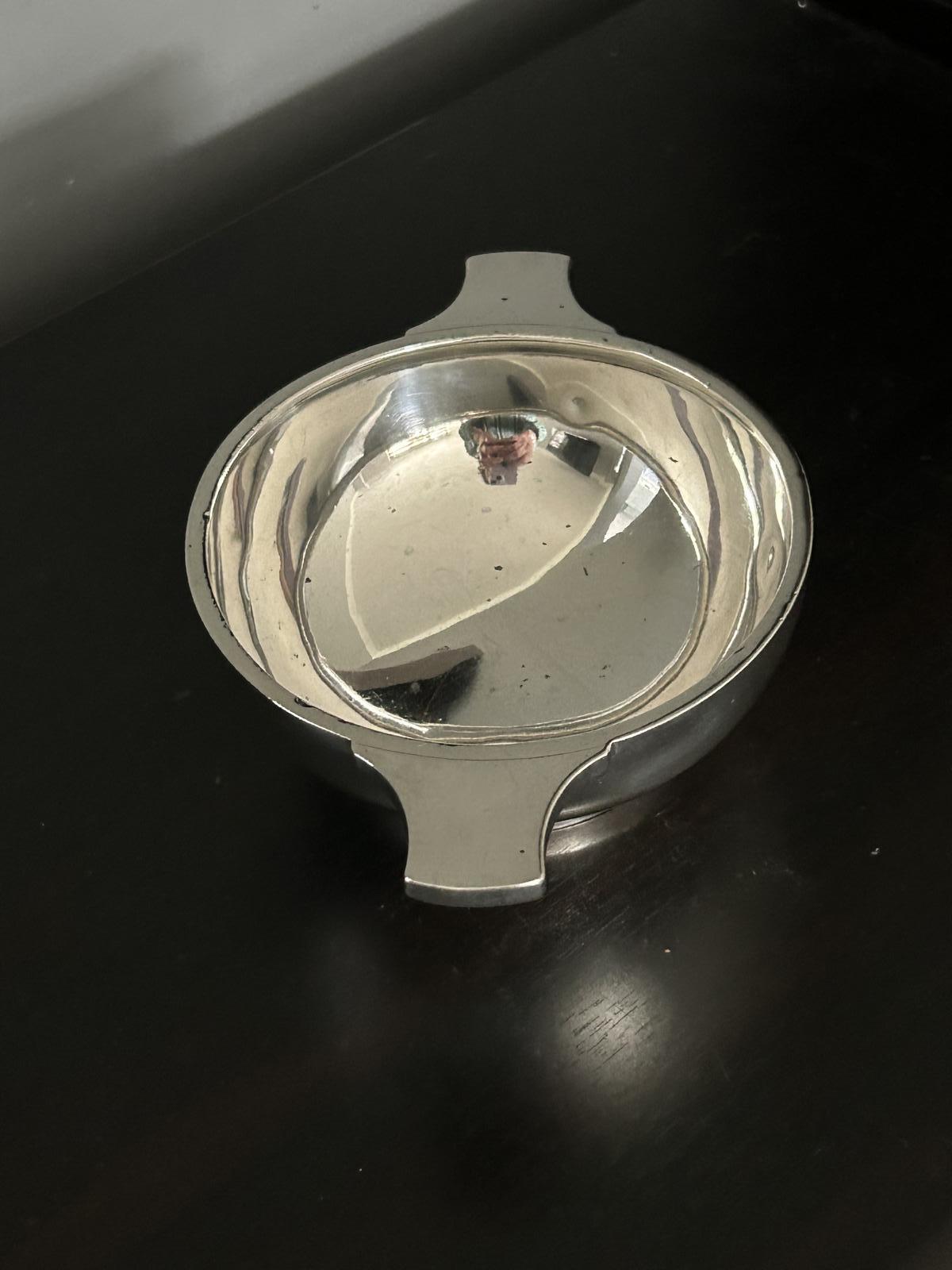 Art Deco Silver Quaich Birmingham 1923 by Synyer & Beddoes (1 of 10) Art Deco Silver Quaich Birmingham 1923 by Synyer & Beddoes (1 of 10)