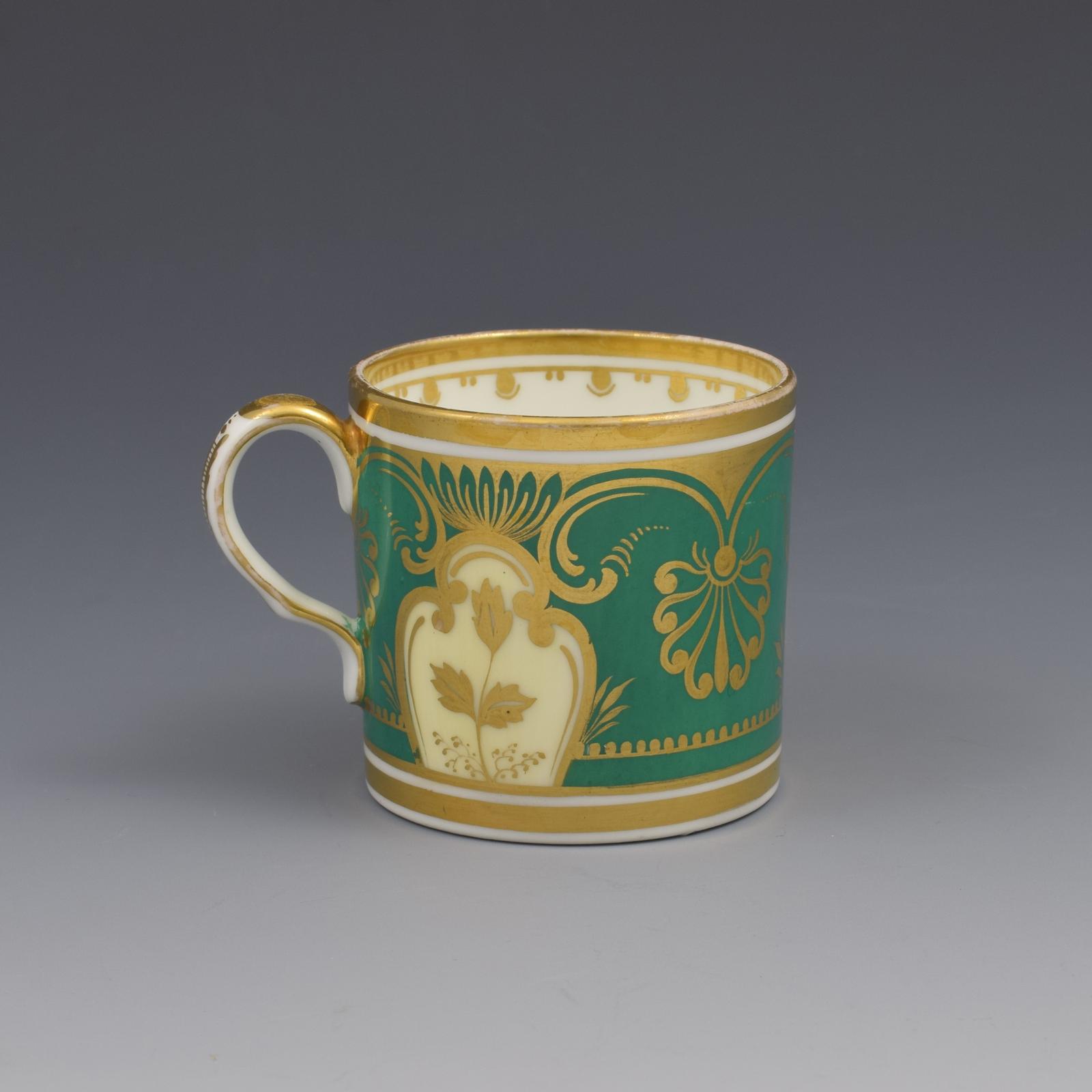 Rare Davenport Porcelain Small Green Coffee Can c.1830 (1 of 7)