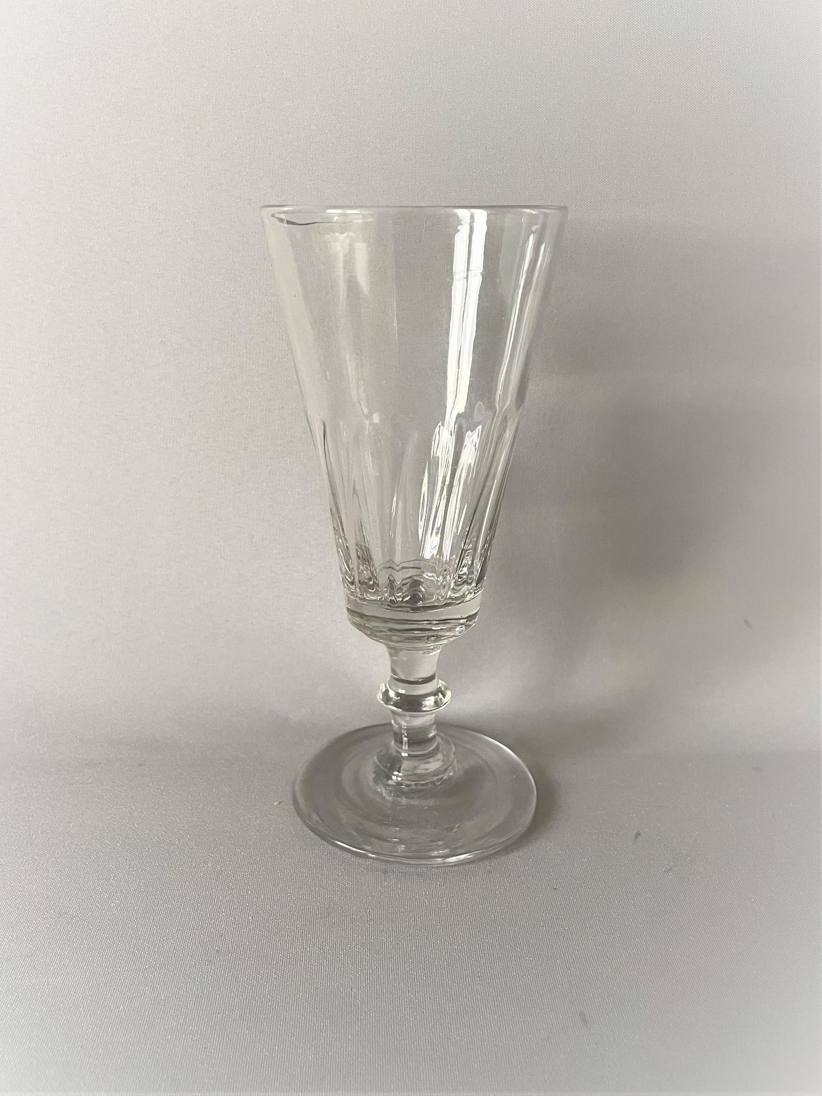 Georgian Petal Moulded Dwarf Ale Glass (1 of 6) Georgian Petal Moulded Dwarf Ale Glass (1 of 6)