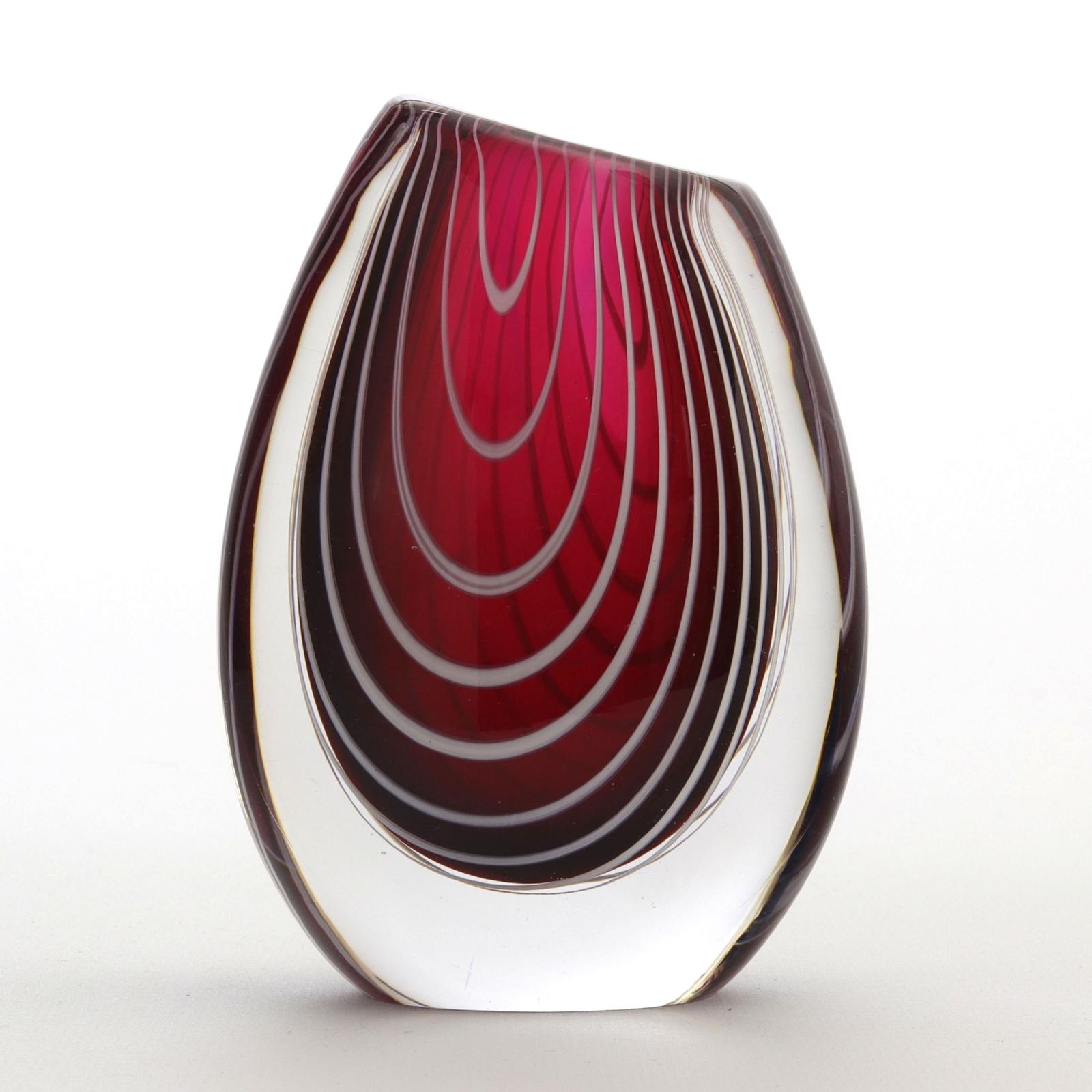 Mid Century Kosta Boda Red Zebra Glass Vase by Vicke Lindstrand 1950s (1 of 8) Mid Century Kosta Boda Red Zebra Glass Vase by Vicke Lindstrand 1950s (1 of 8)