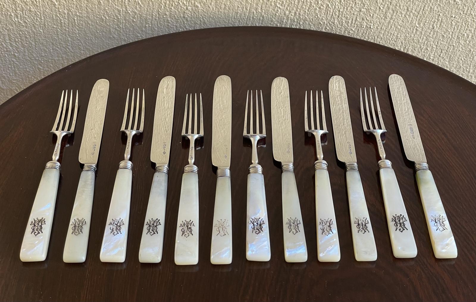Georgian Silver & Mother of Pearl Fruit Knives & Forks (1 of 7)