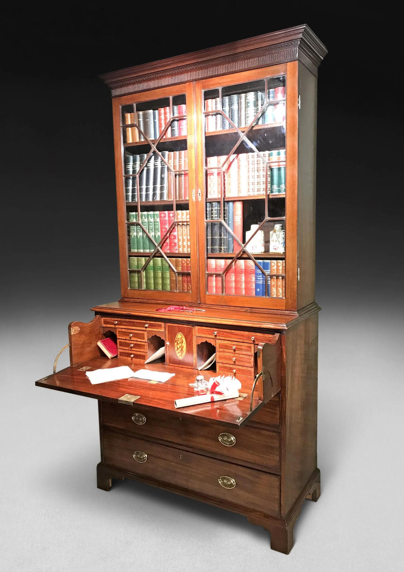 George III Mahogany Secretaire Bookcase (1 of 7) George III Mahogany Secretaire Bookcase (1 of 7)