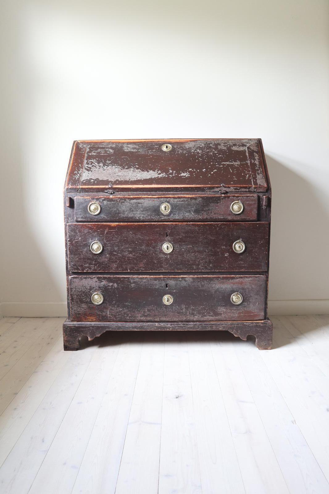 Swedish Mid 18th Century Rococo Period Original Paint Slant-fronted Desk (1 of 41)