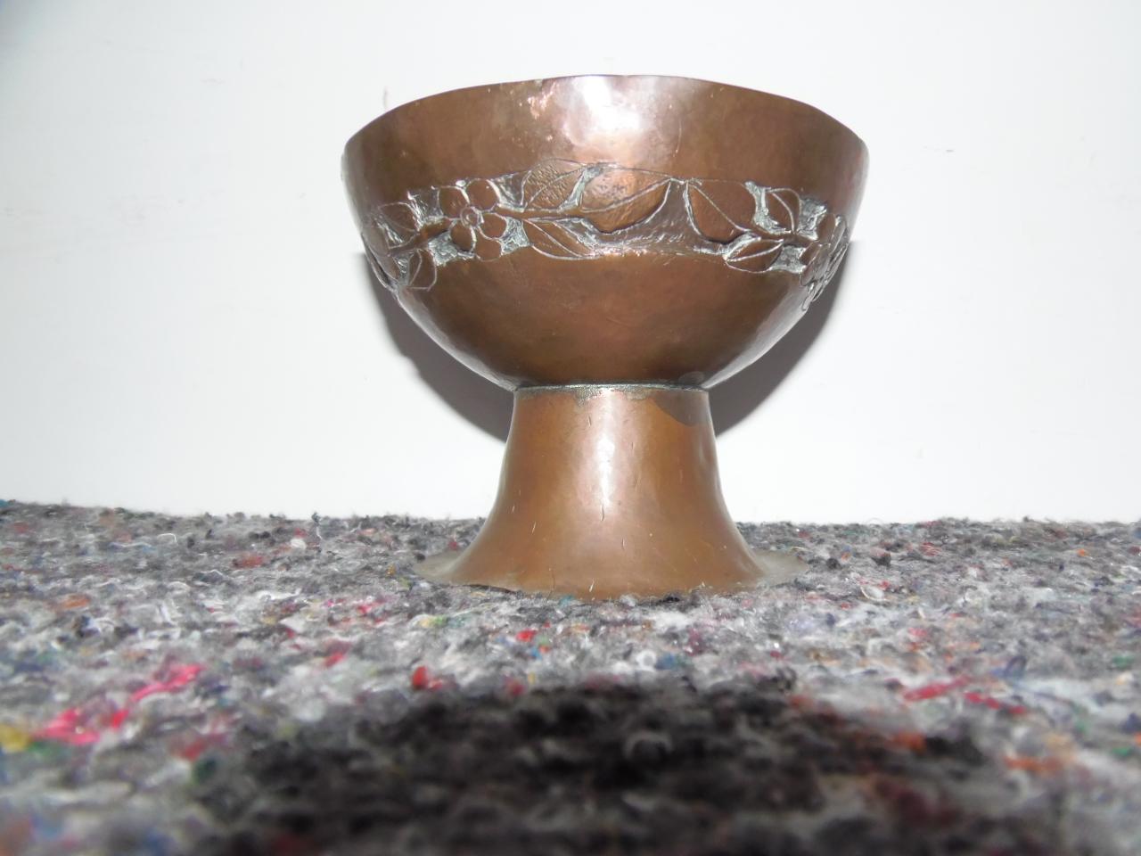 Arts and Crafts Copper Bowl (1 of 9)