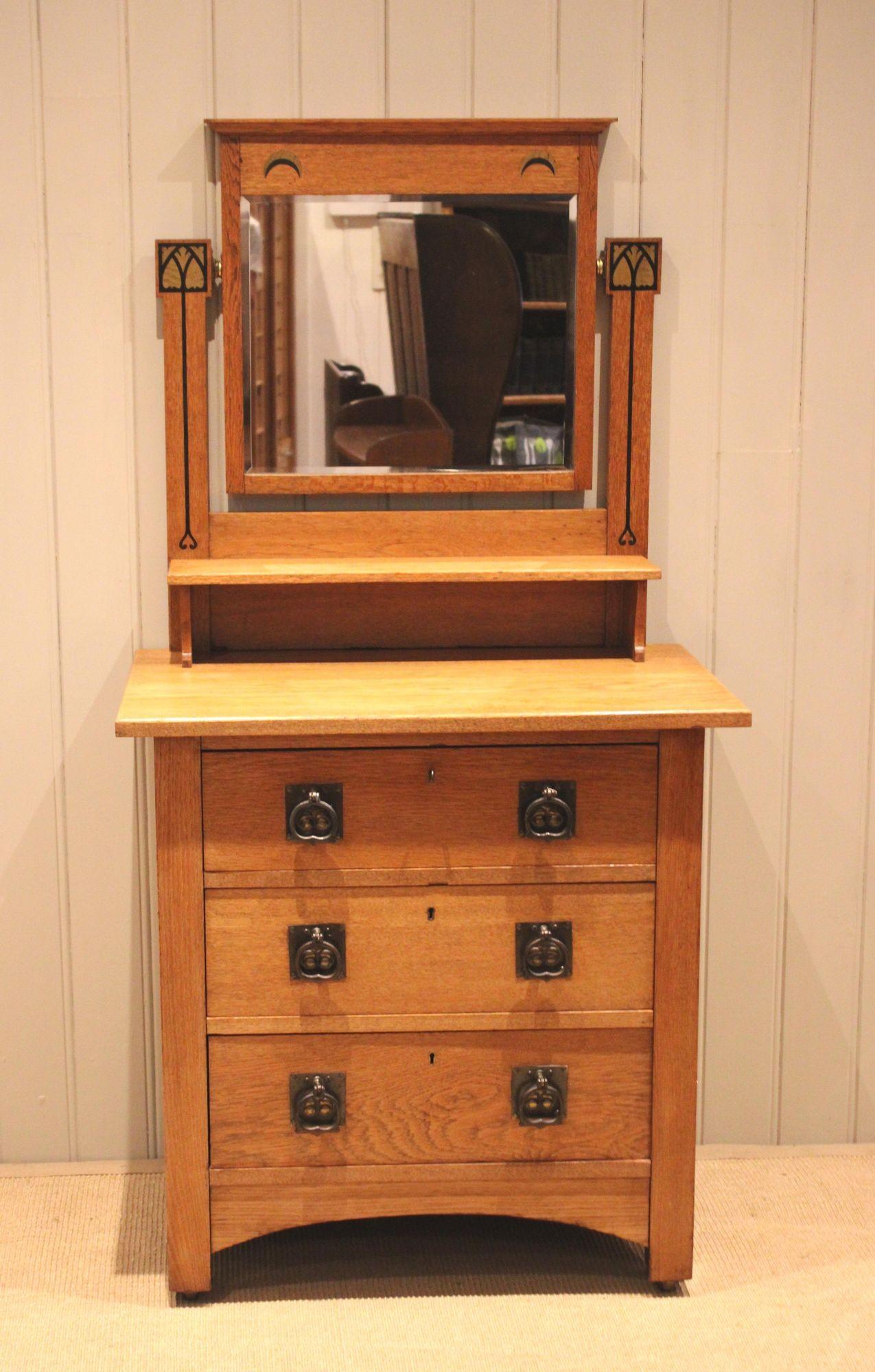 Arts & Crafts Oak Dressing Chest (1 of 11)