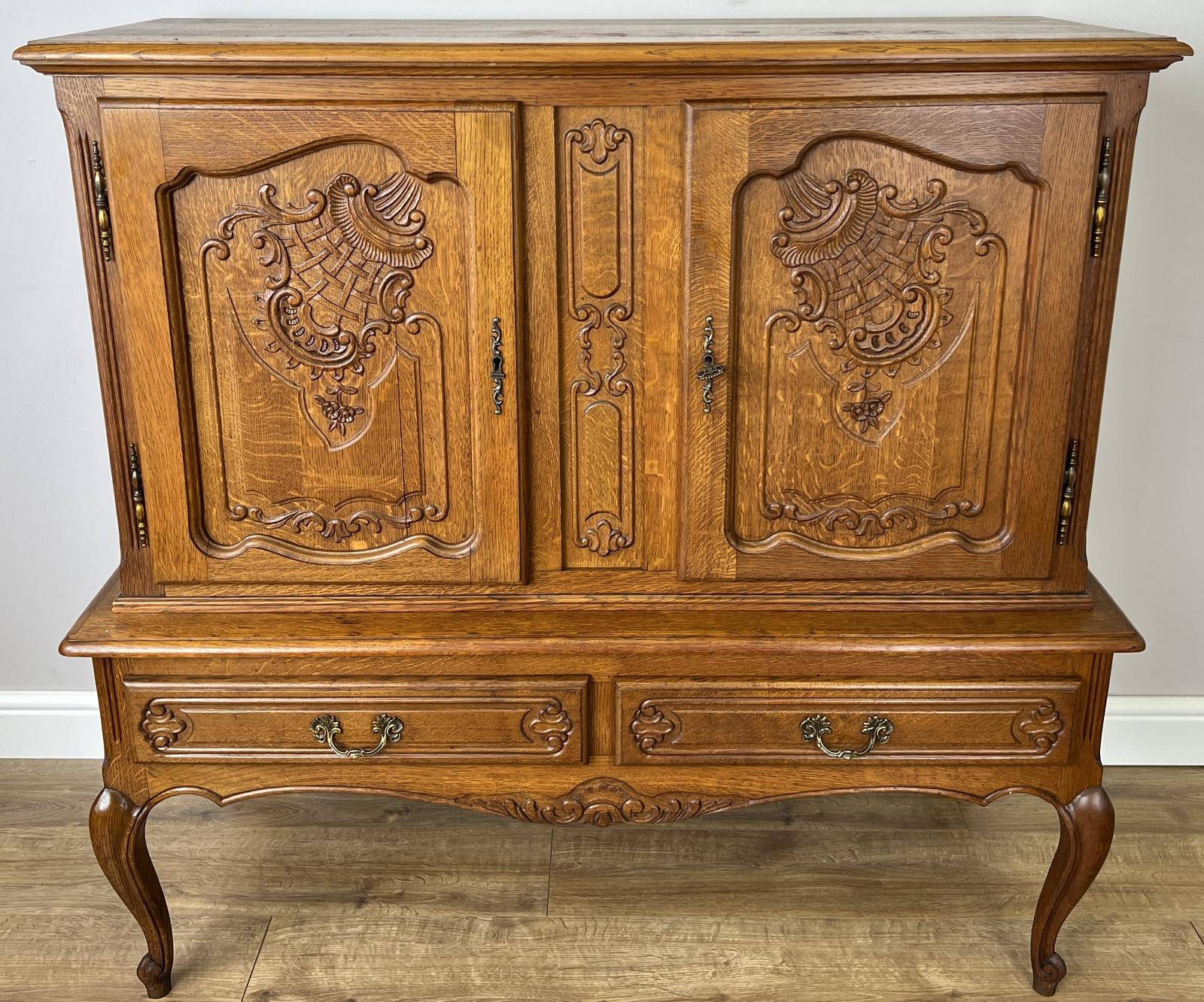 Cabinet Vintage French Style Sideboard Oak Carved Cupboard (1 of 13) Cabinet Vintage French Style Sideboard Oak Carved Cupboard (1 of 13)