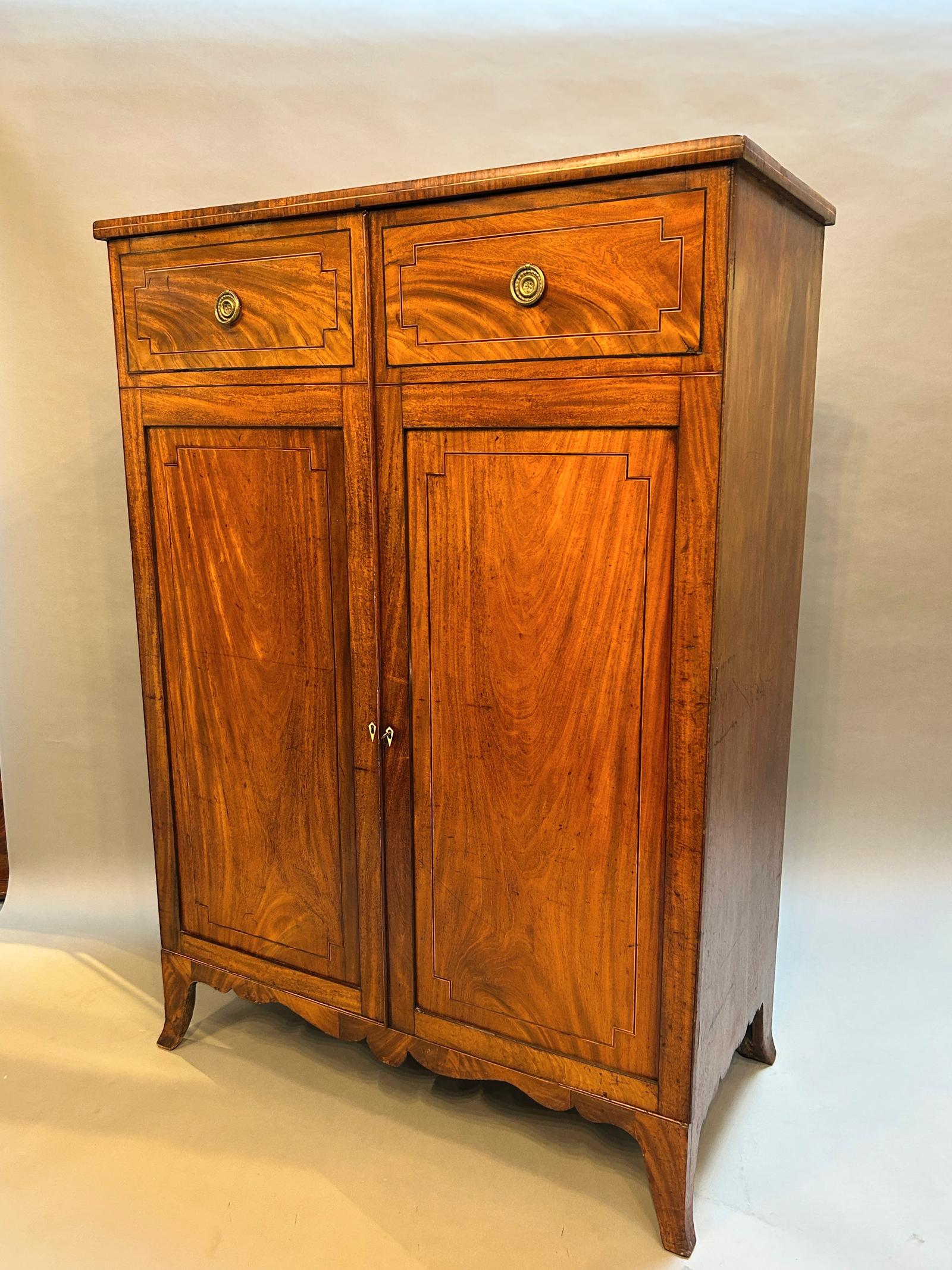 George III Mahogany Wardrobe of Small Proportions (1 of 14) George III Mahogany Wardrobe of Small Proportions (1 of 14)