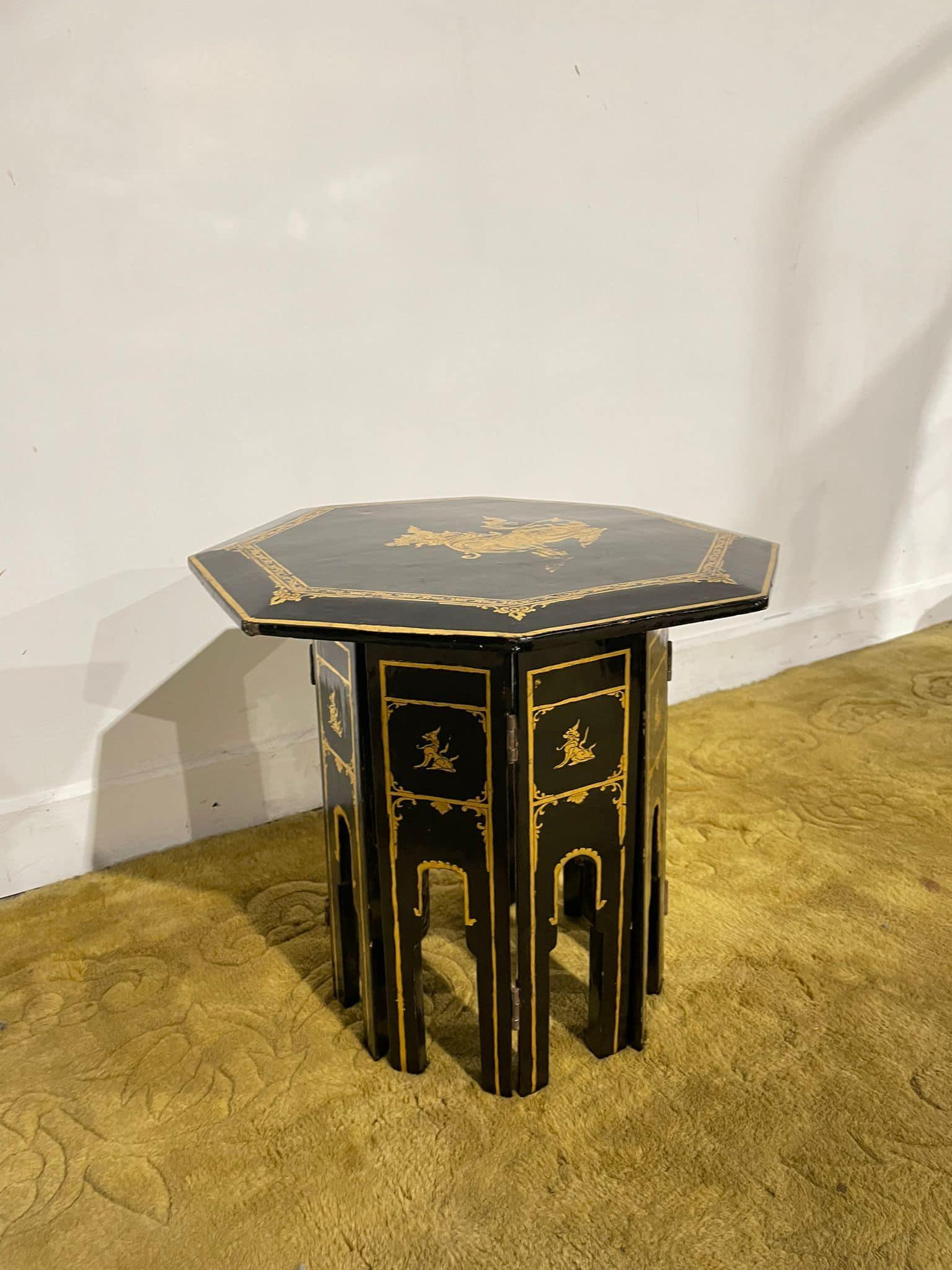 Early 20th Century Oriental Lacquered Folding Table Having Gold Decoration (1 of 15)