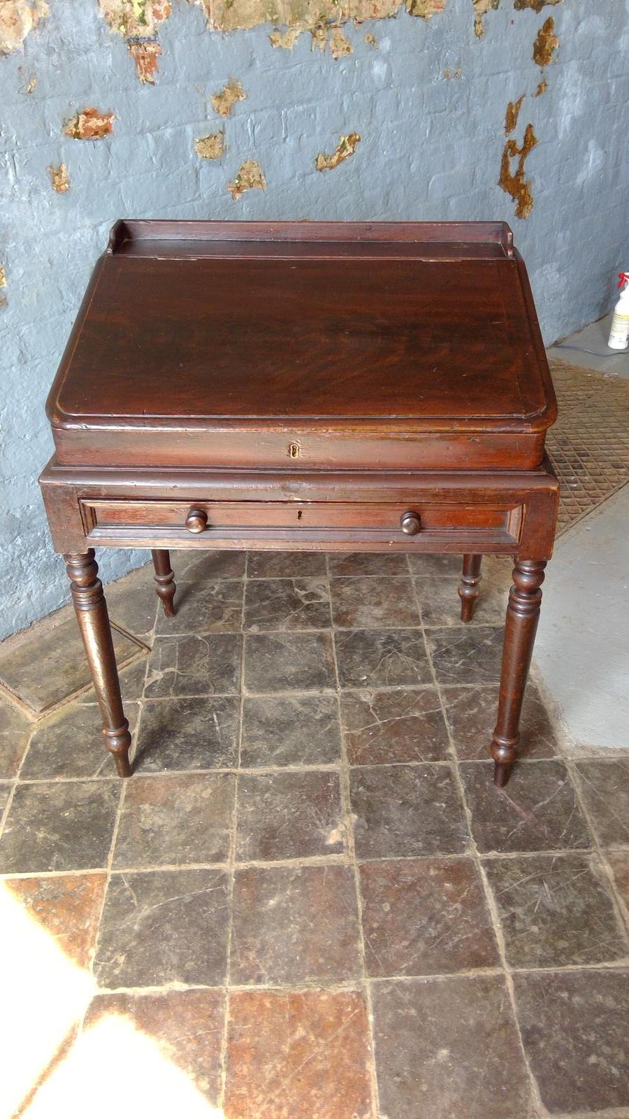 Scottish Folk Art Scumbled Pine Clerks Desk (1 of 7)
