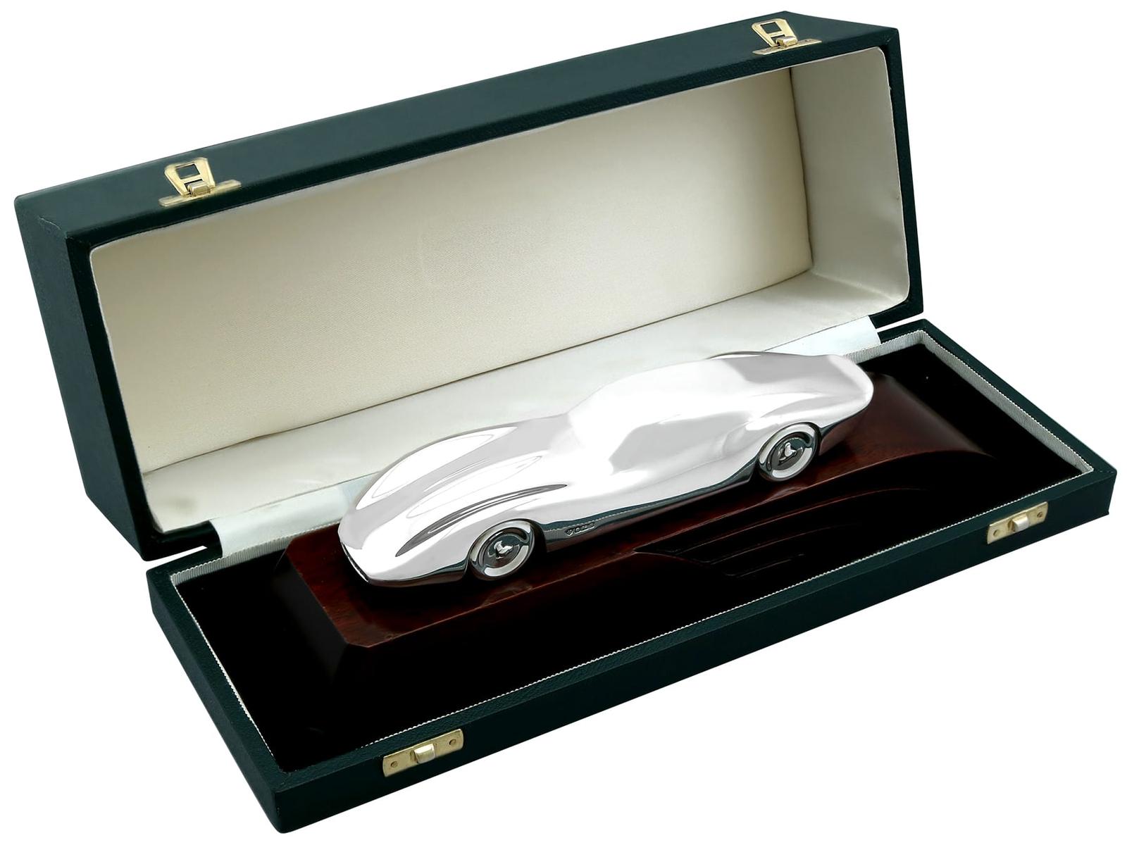 Sterling Silver Presentation Car - Vintage (1993) (1 of 9) Sterling Silver Presentation Car - Vintage (1993) (1 of 9)