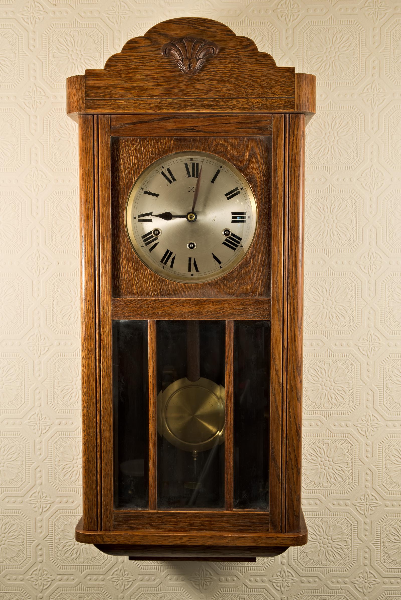 Arts & Crafts, Golden Oak, Westminster-Chime Wall Clock (1 of 7)