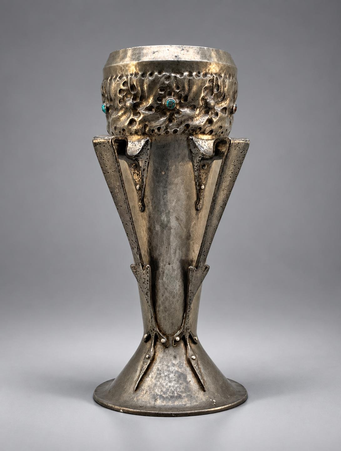 Arts & Crafts Liberty & Co Tudric Pewter & Turquoise Vase by Oliver Baker c.1902 (1 of 10) Arts & Crafts Liberty & Co Tudric Pewter & Turquoise Vase by Oliver Baker c.1902 (1 of 10)