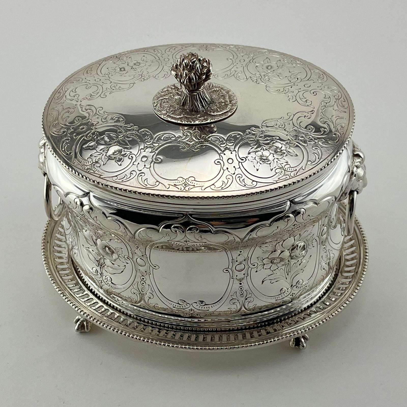 Quality Victorian Silver Plated Oval Biscuit Box or Barrel (1 of 7) Quality Victorian Silver Plated Oval Biscuit Box or Barrel (1 of 7)