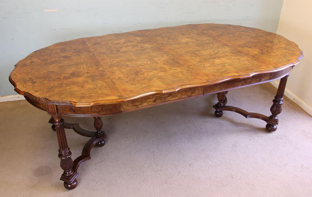 Antique Burr Walnut Extending Dining Table Eight Seater (1 of 14) Antique Burr Walnut Extending Dining Table Eight Seater (1 of 14)