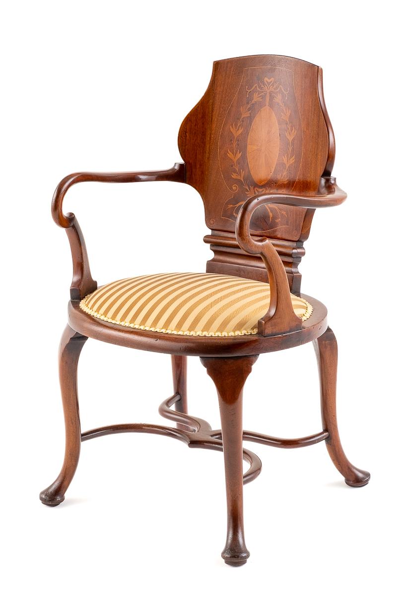 Georgian Style Mahogany Desk Chair c1890 (1 of 8) Georgian Style Mahogany Desk Chair c1890 (1 of 8)