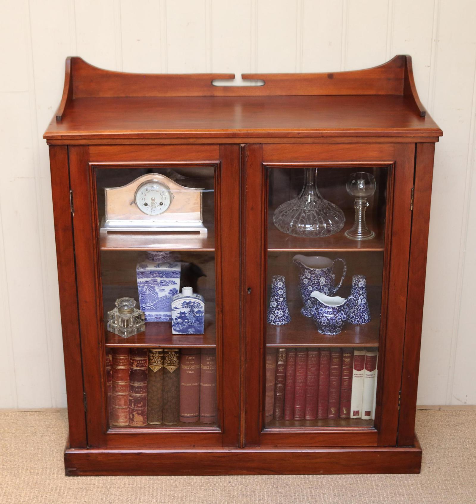 Mahogany Display Bookcase (1 of 9) Mahogany Display Bookcase (1 of 9)