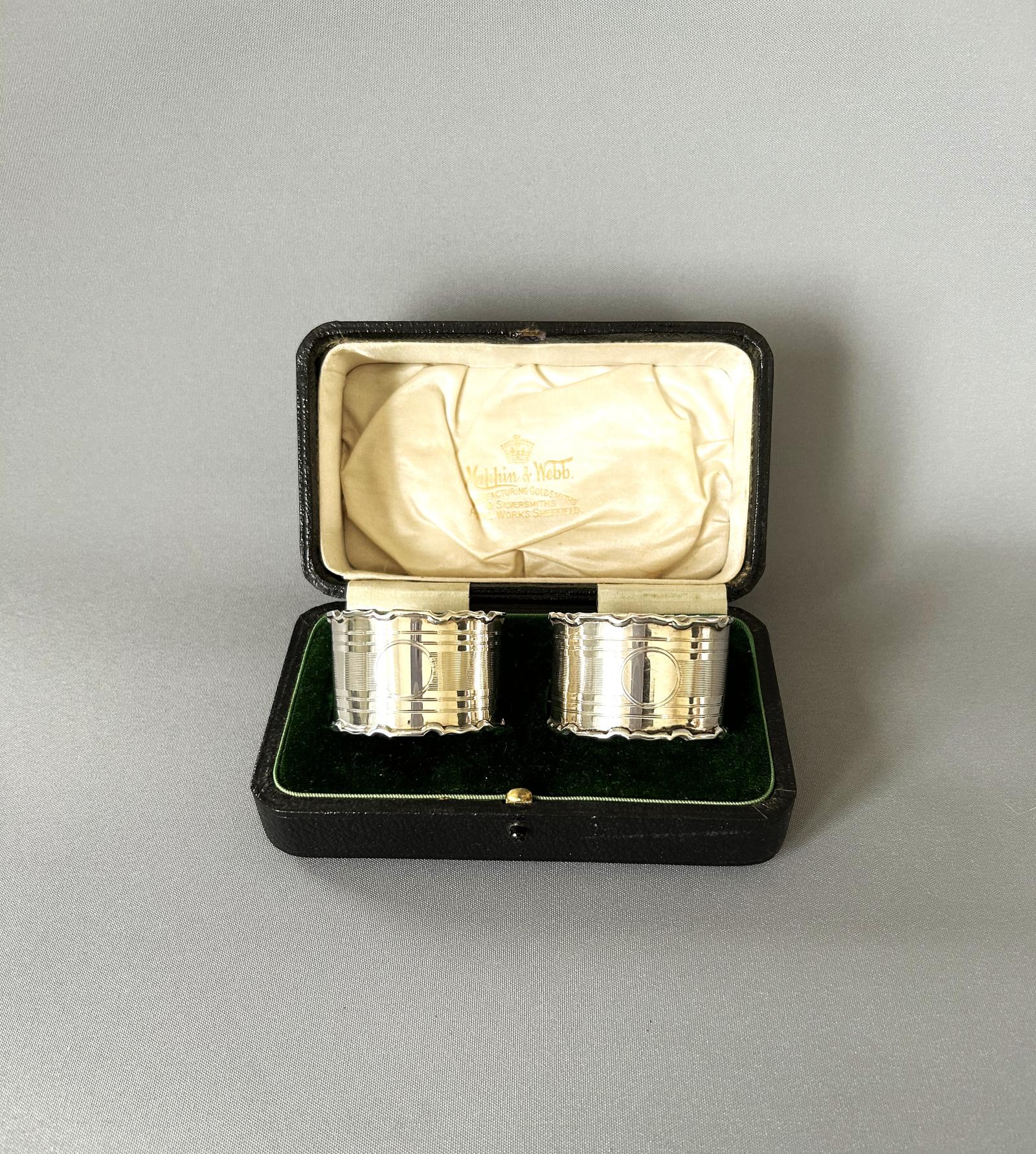 Gorgeous Pair of Mappin & Webb Boxed Silver Napkin Rings (1 of 6)